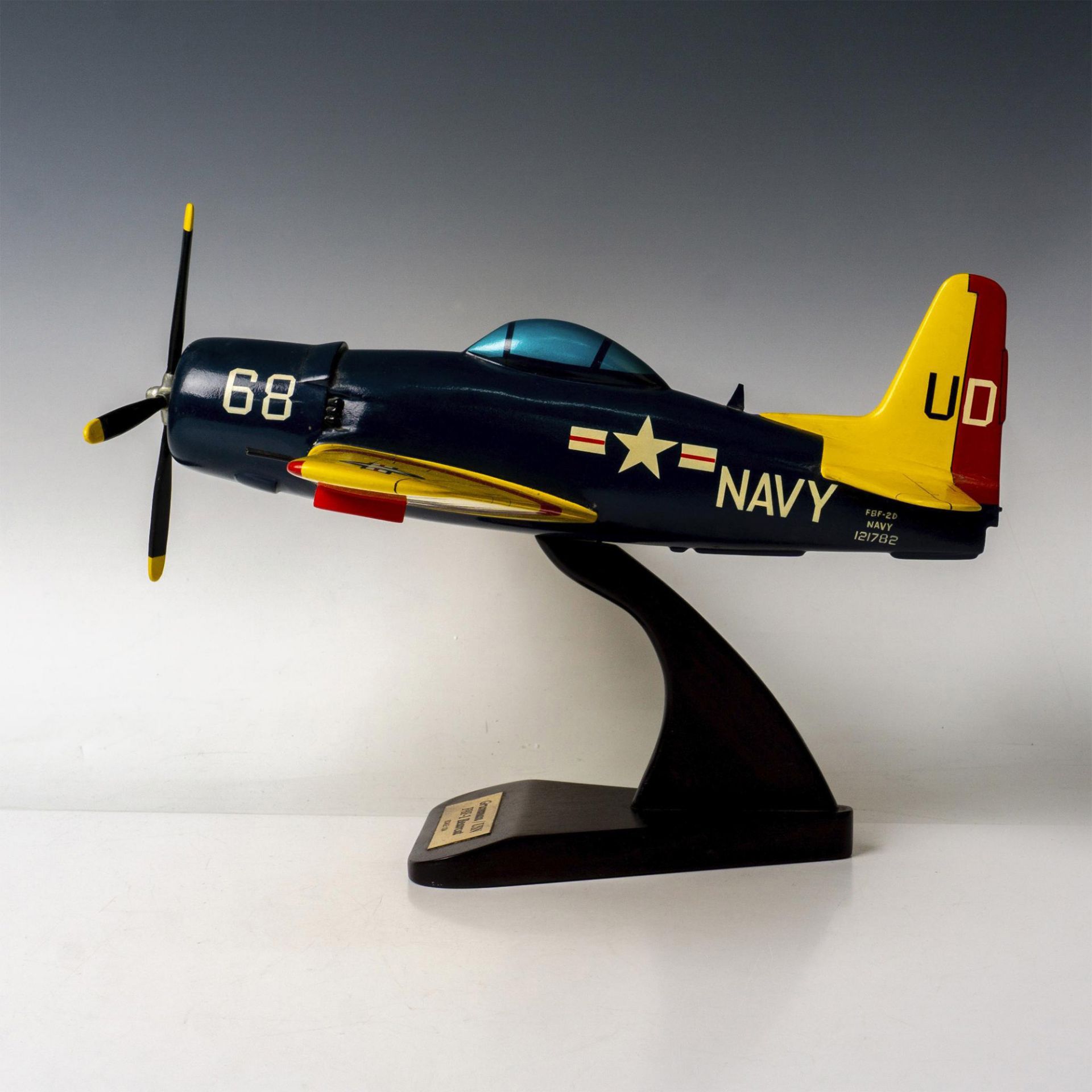 Grumman USN F8F1 Bearcat, Collectors Aircraft Model - Bild 3 aus 5