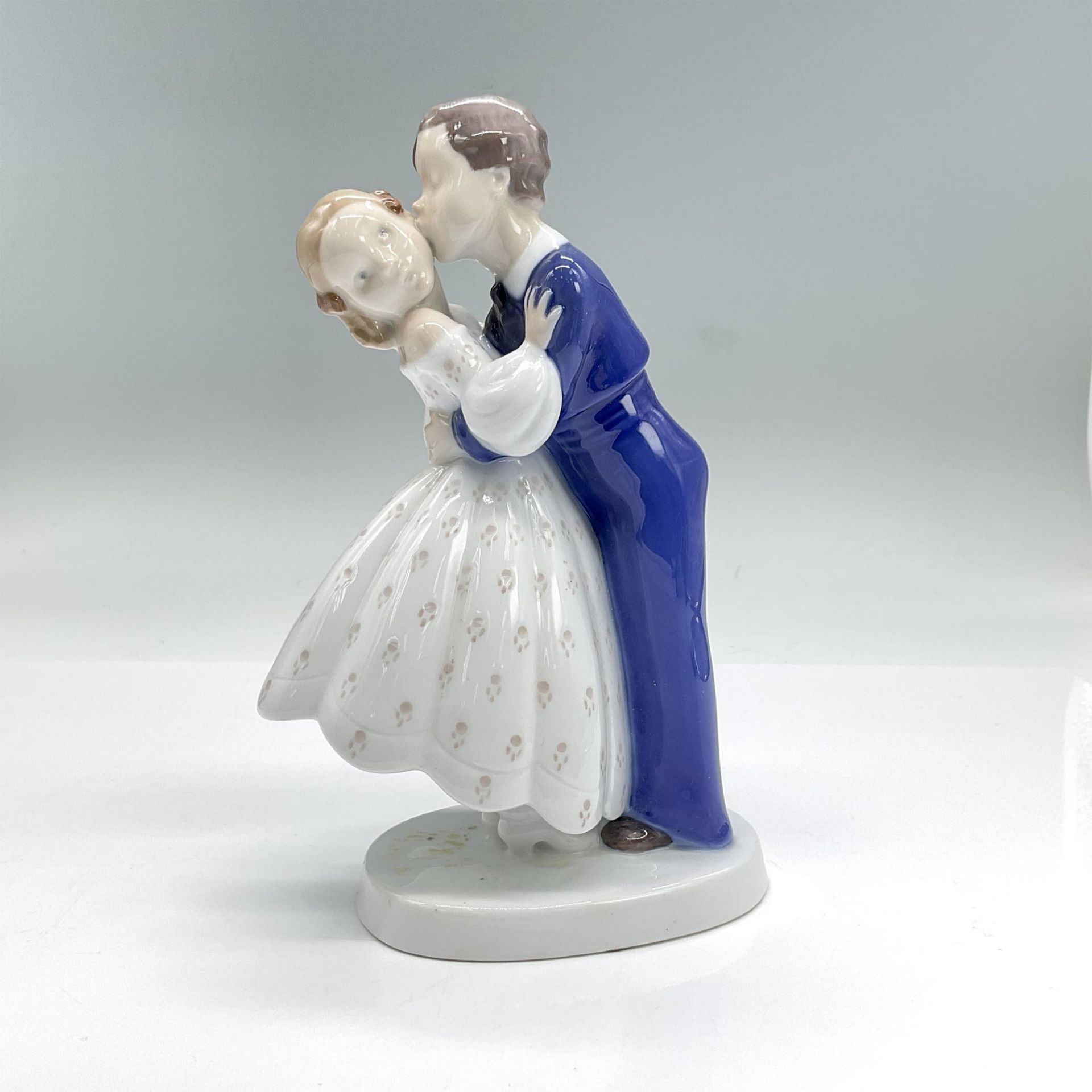 Bing & Grondahl Figurine, Youthful Boldness 2162