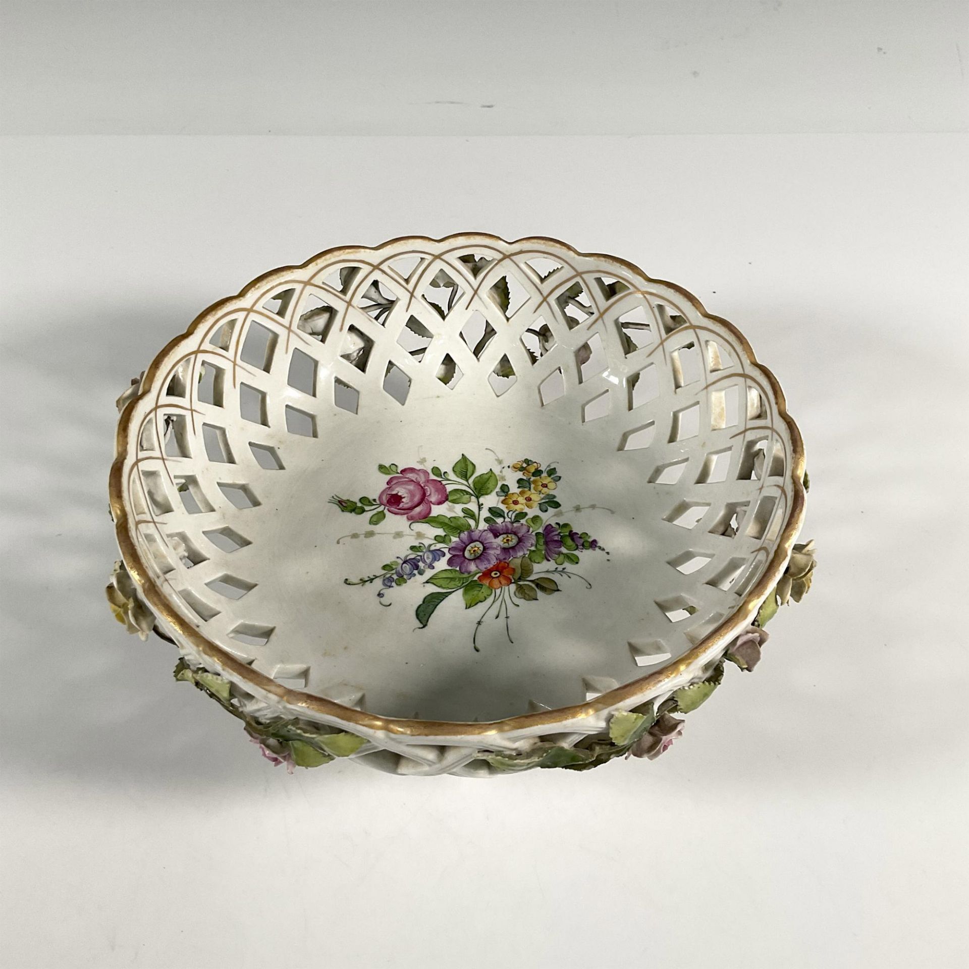 Von Schierholz Porcelain Reticulate Footed Bowl - Image 3 of 4