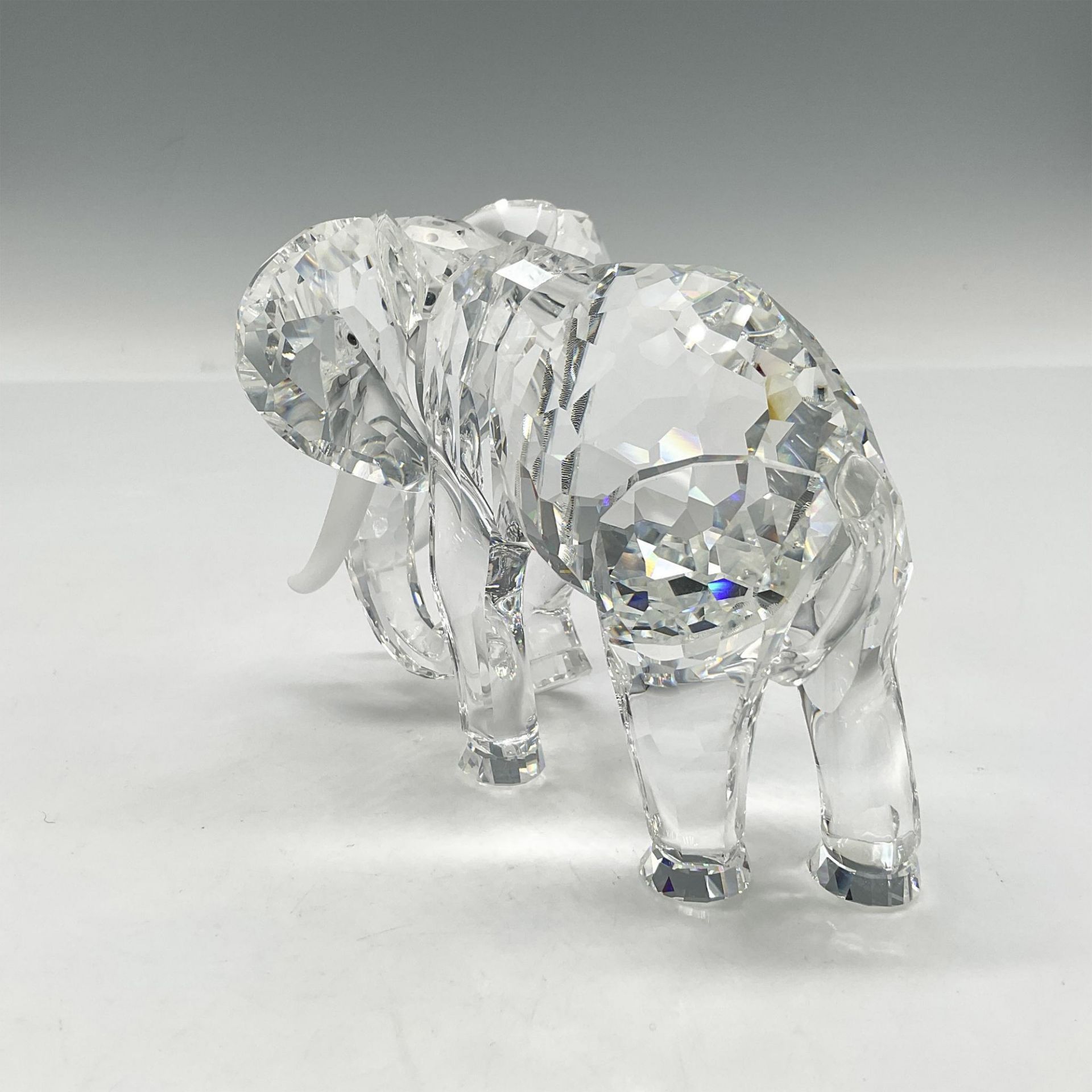 Swarovski SCS Figurine, 1993 Annual Edition African Elephant - Image 2 of 3