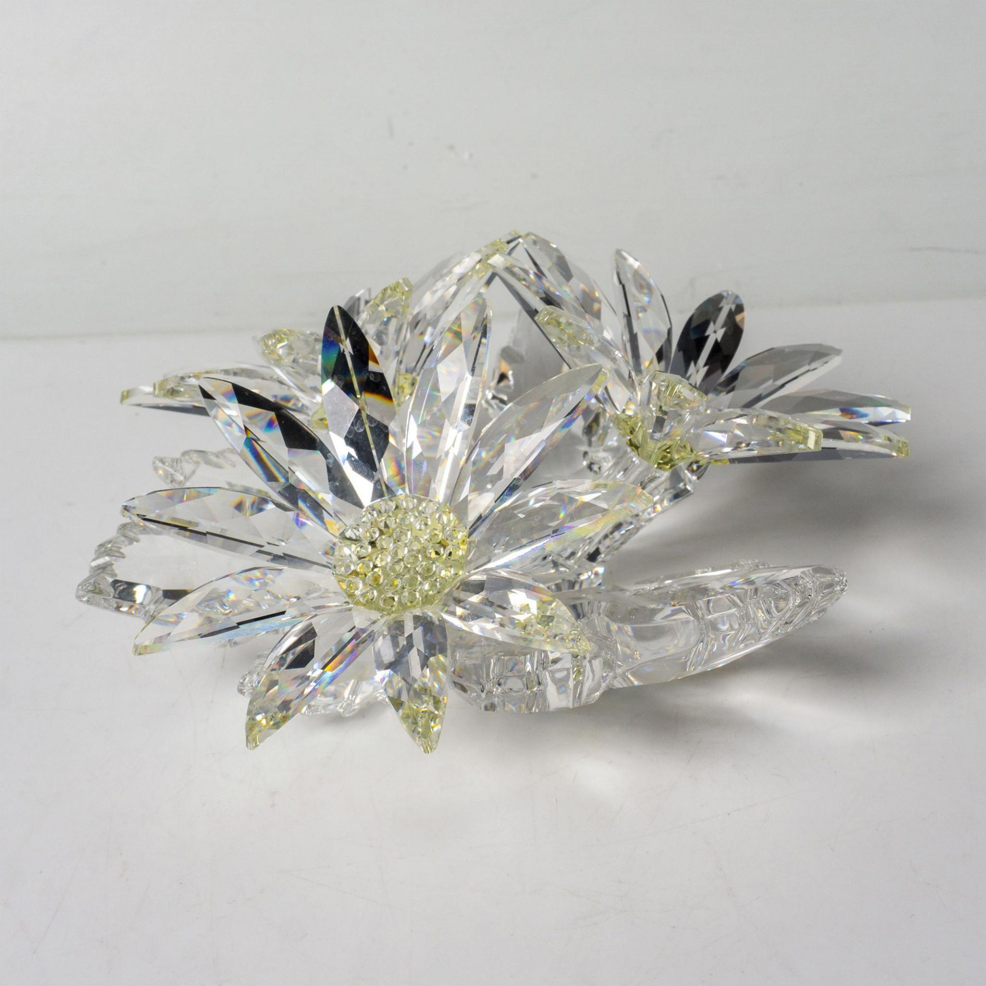 Swarovski Crystal Figurine, Maxi Flower Arrangement - Image 4 of 5