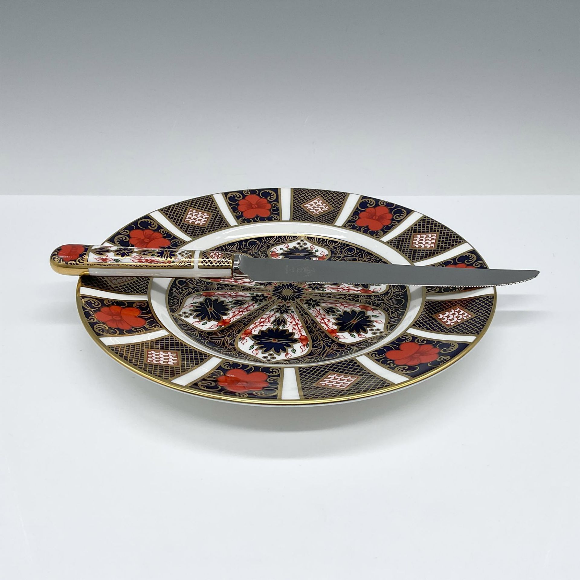 2pc Royal Crown Derby Plate and Knife, Old Imari - Image 3 of 3