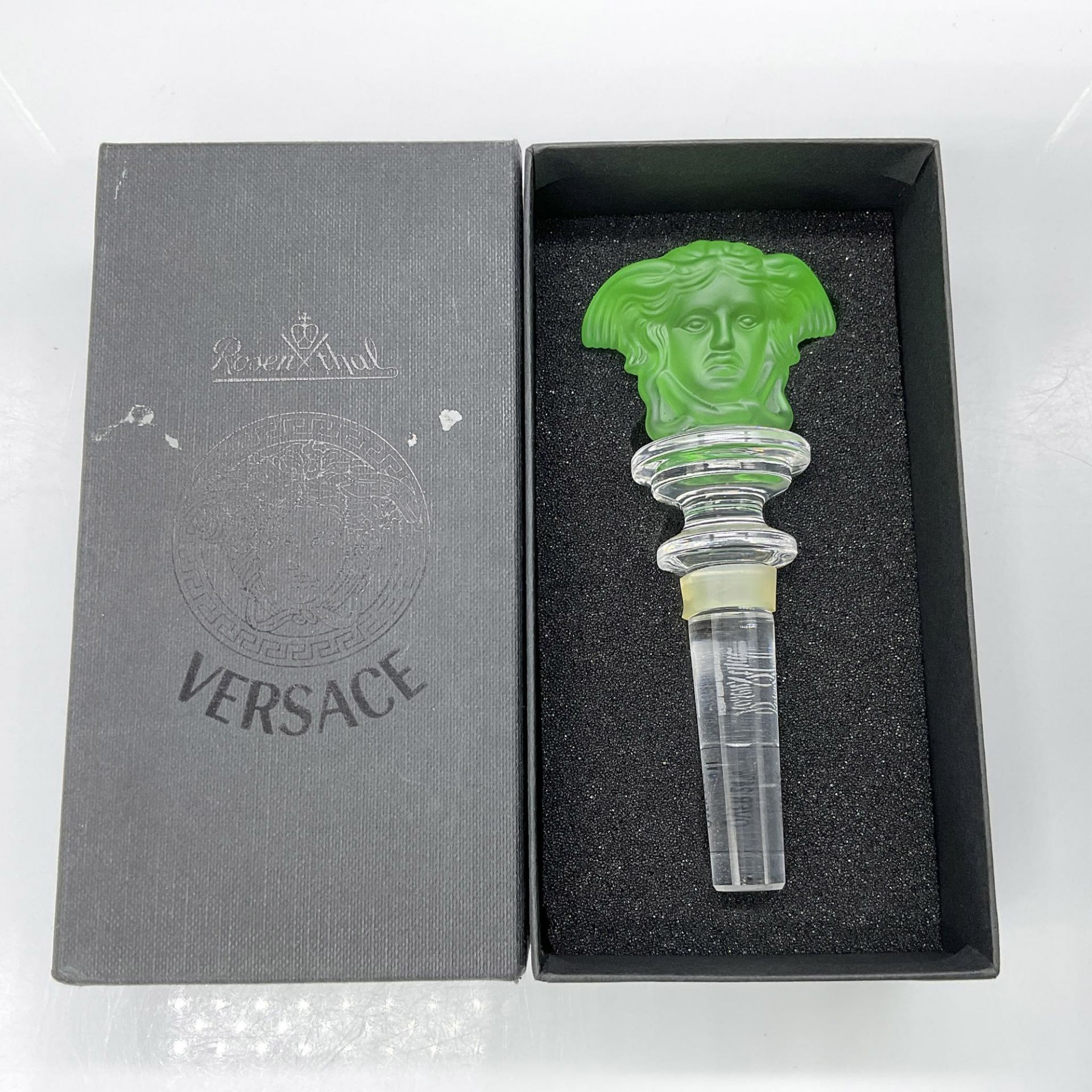 Rosenthal Versace Medusa Head Crystal Bottle Stopper, Green - Image 3 of 3