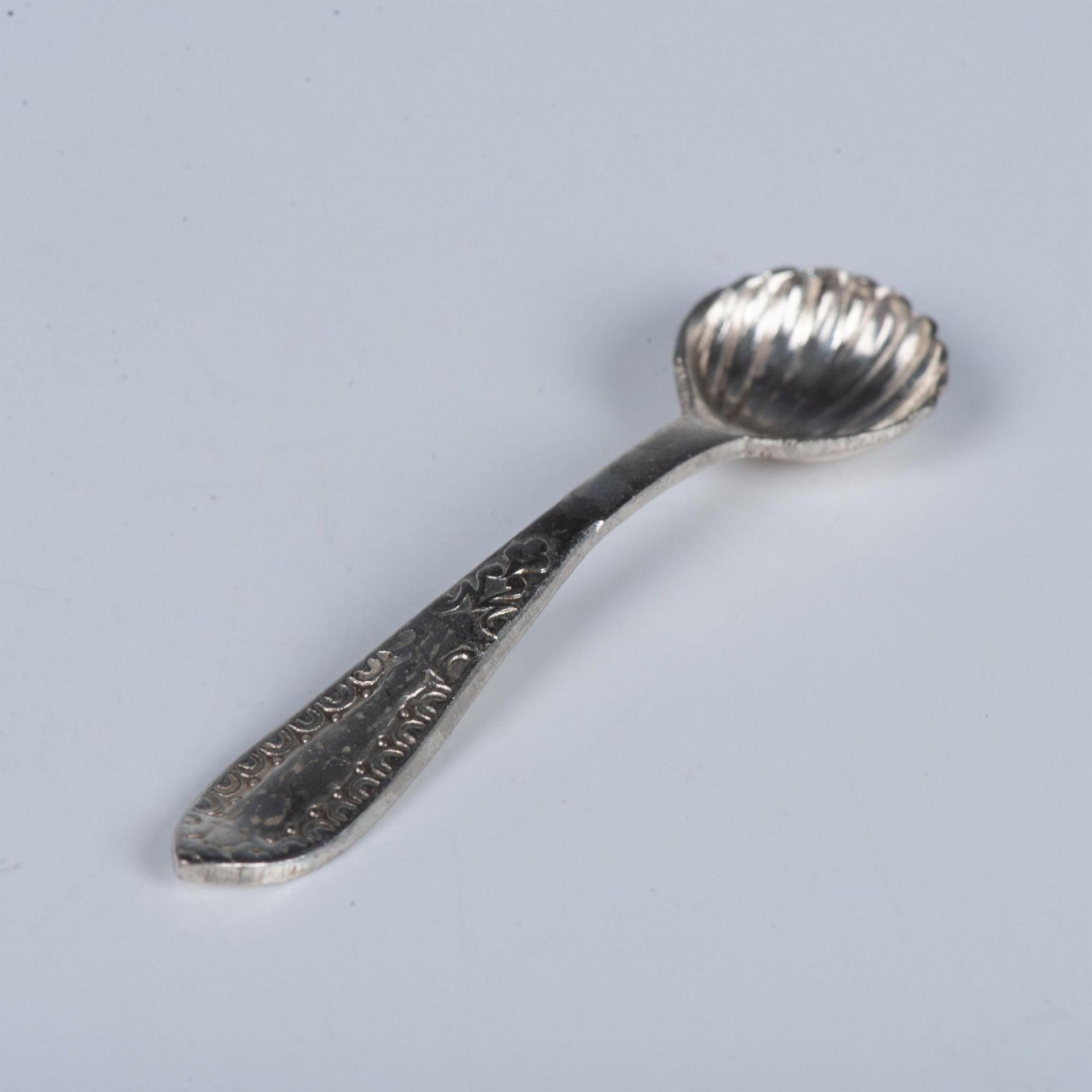 13pc Demitasse Spoons with Deity Heads and Shell Motif - Image 4 of 6