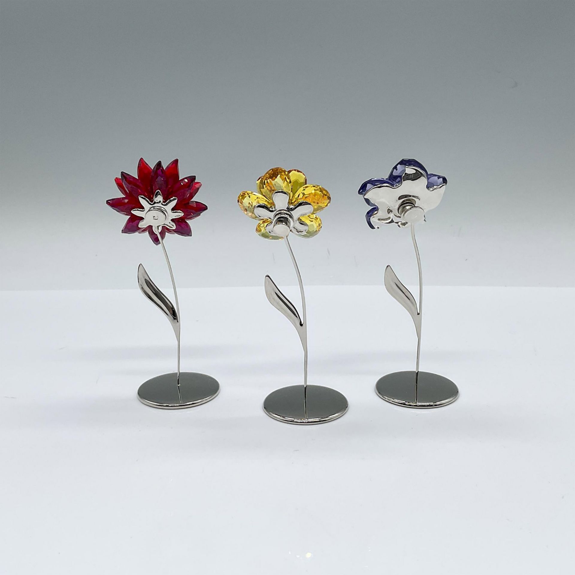 3pc Swarovski Crystal Figures, Crystal Paradise Flowers - Image 2 of 2