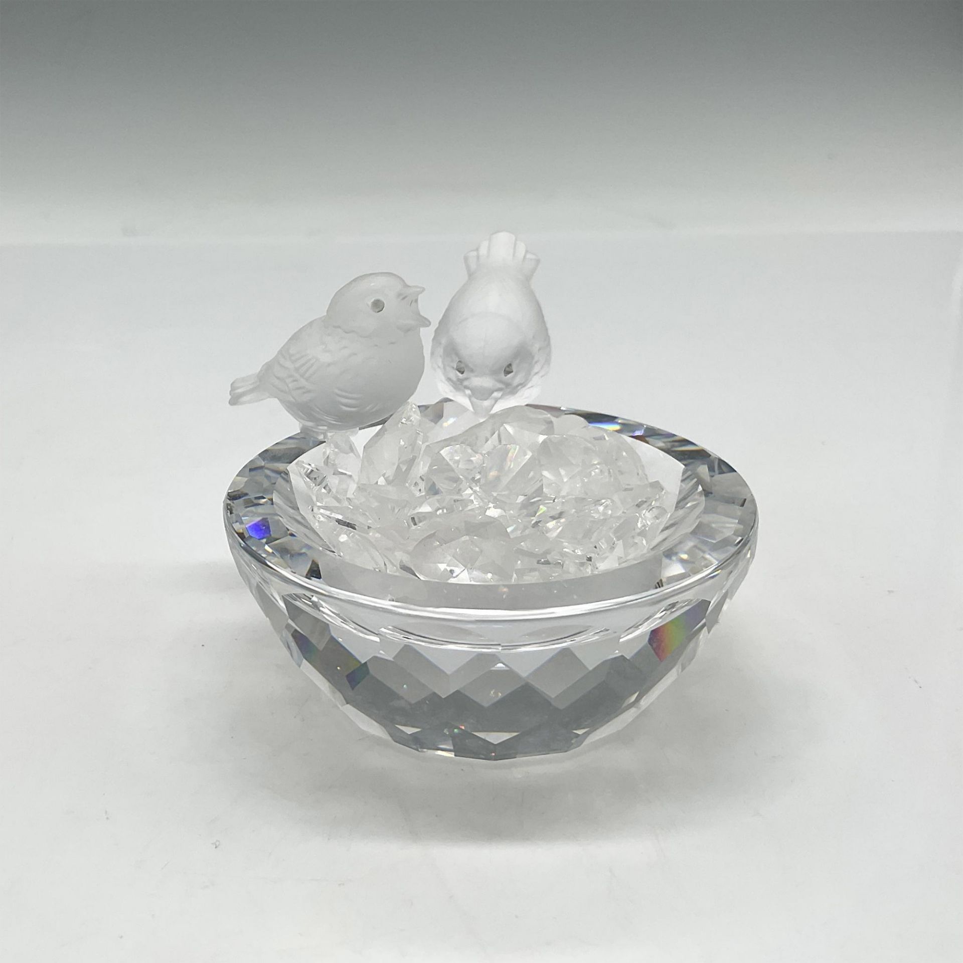 Swarovski Crystal Figurine, Bird Bath with Crystals