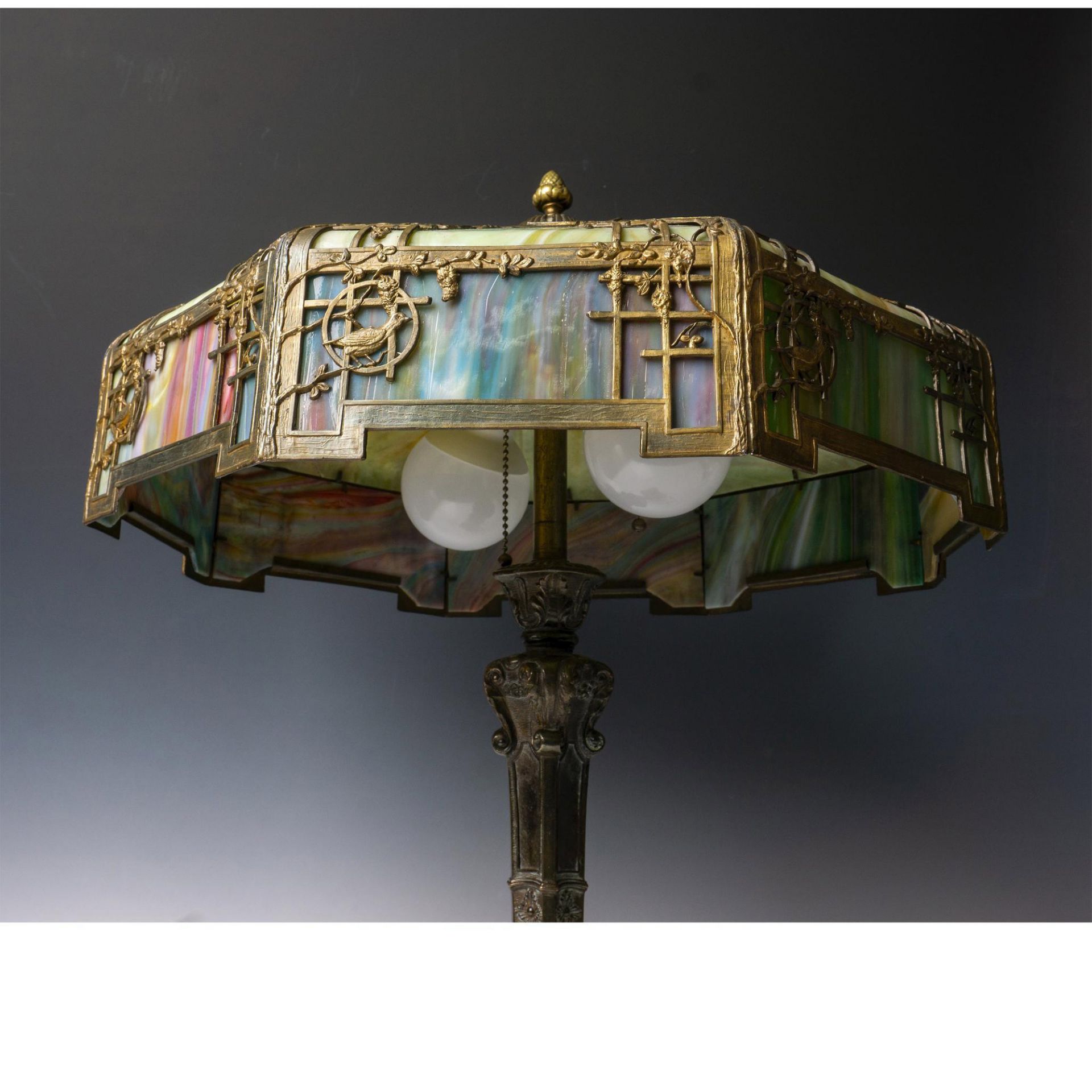 Vintage Bronze and Glass Lamp, Birds on the Veranda - Bild 4 aus 5