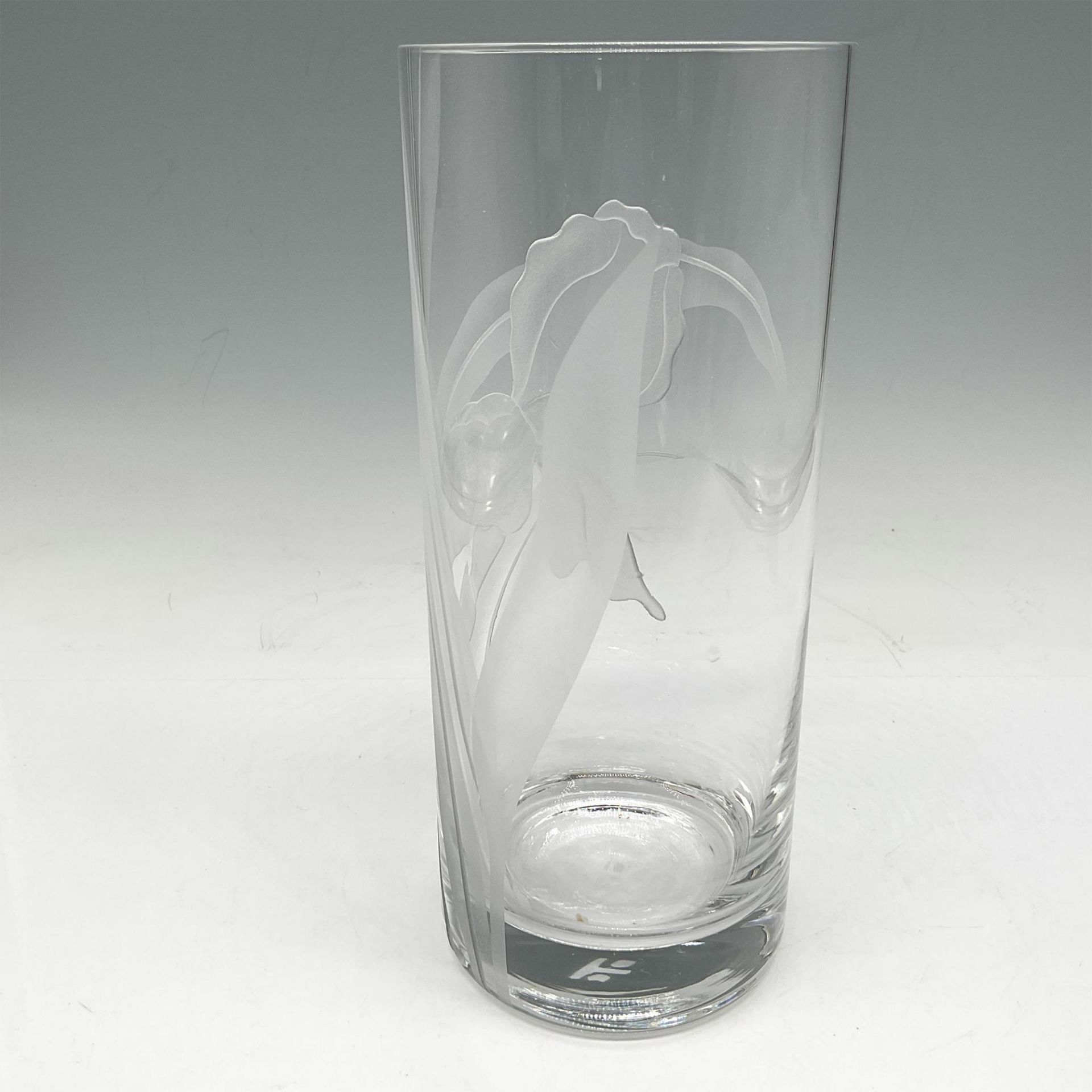 Dorothy Thorpe Mid Century Modern Crystal Vase, Iris - Image 2 of 4