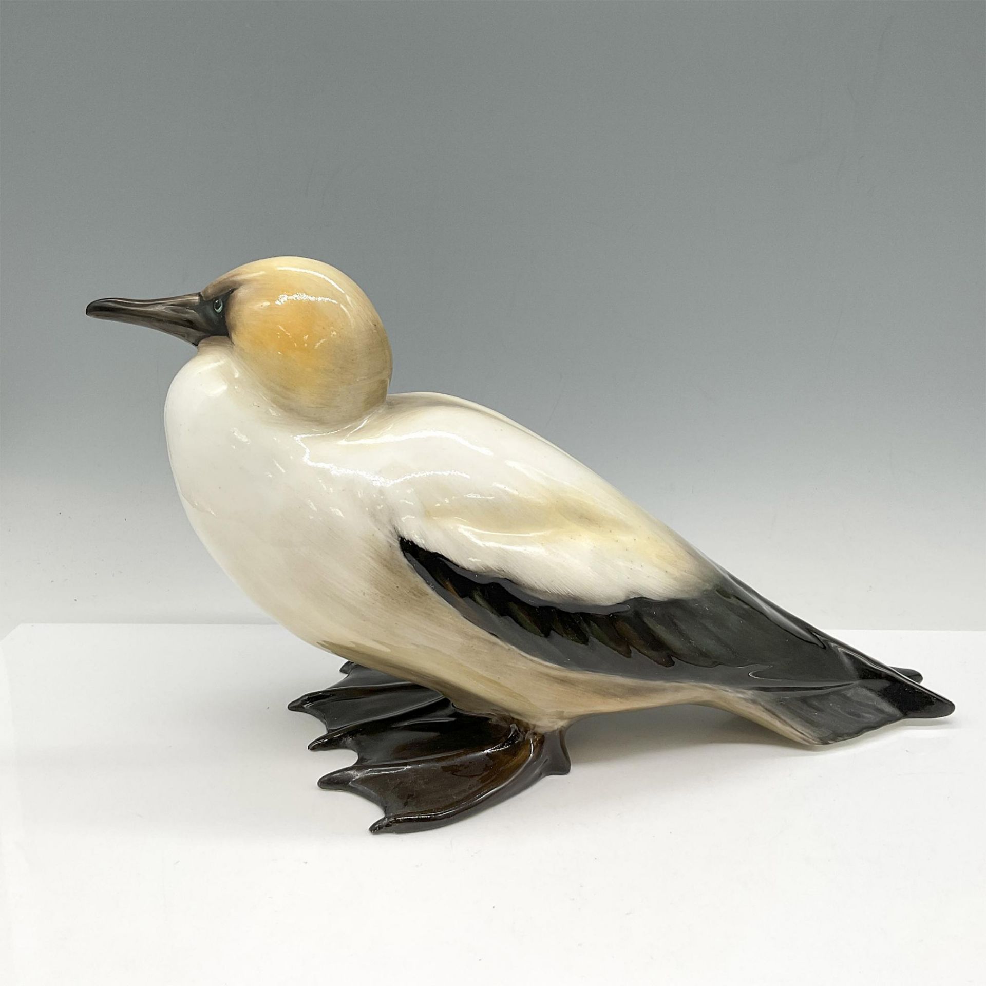Royal Doulton Porcelain Figurine, Gannet HN195 - Bild 2 aus 3