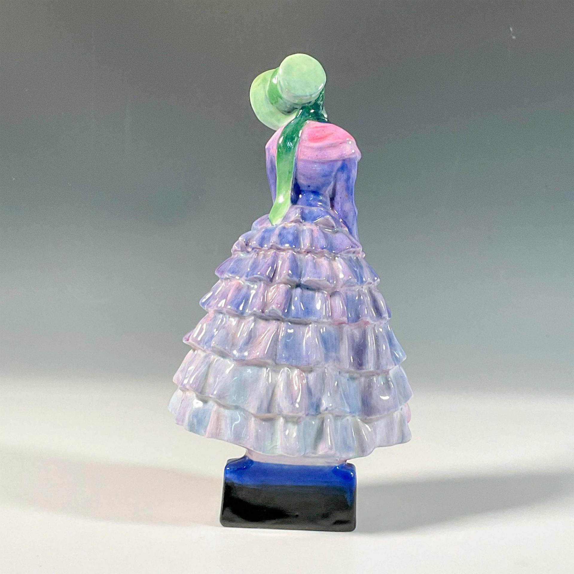 Royal Doulton Colorway Figurine, Priscilla HN1495 - Bild 2 aus 3