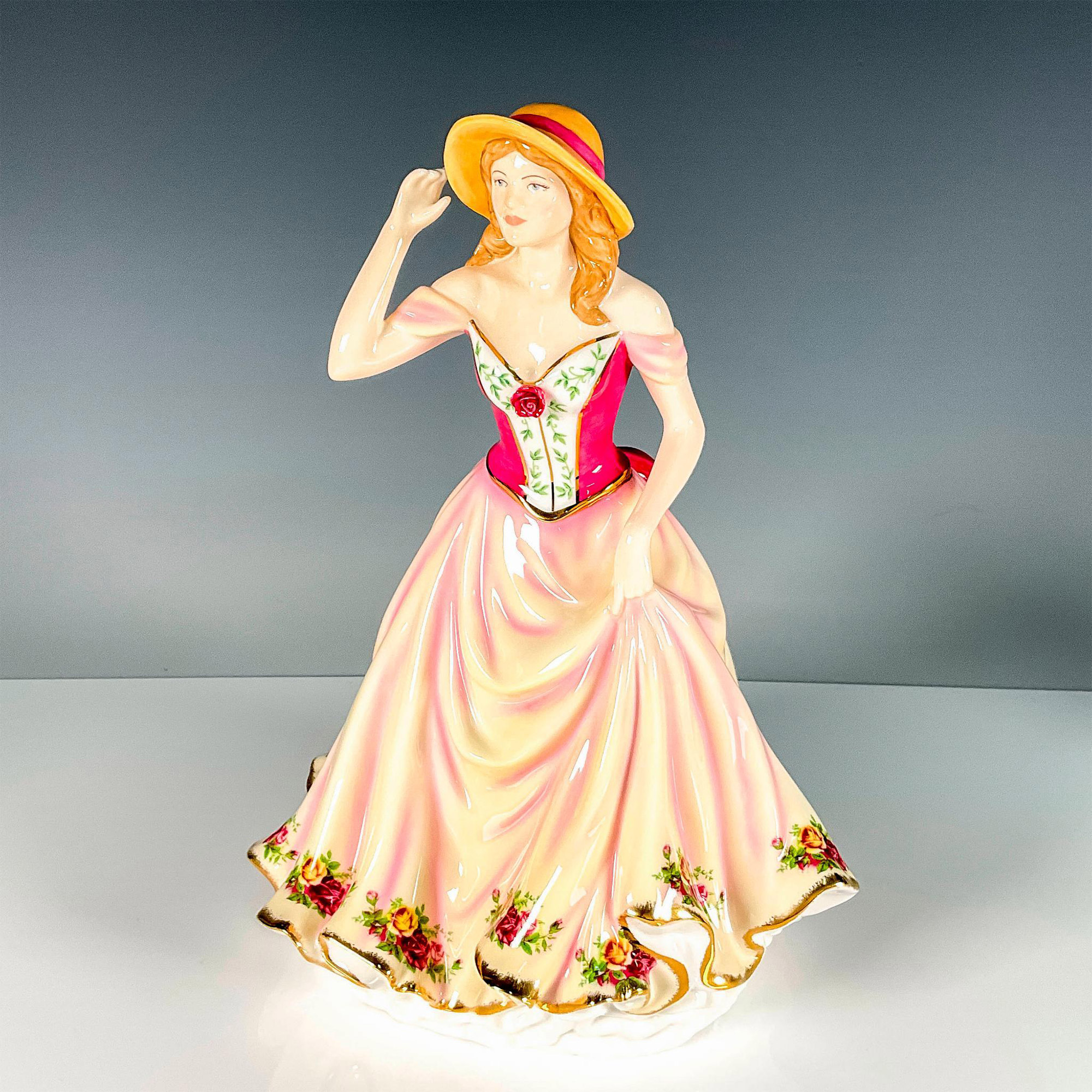 Royal Albert Figurine, Old Country Rose RA24