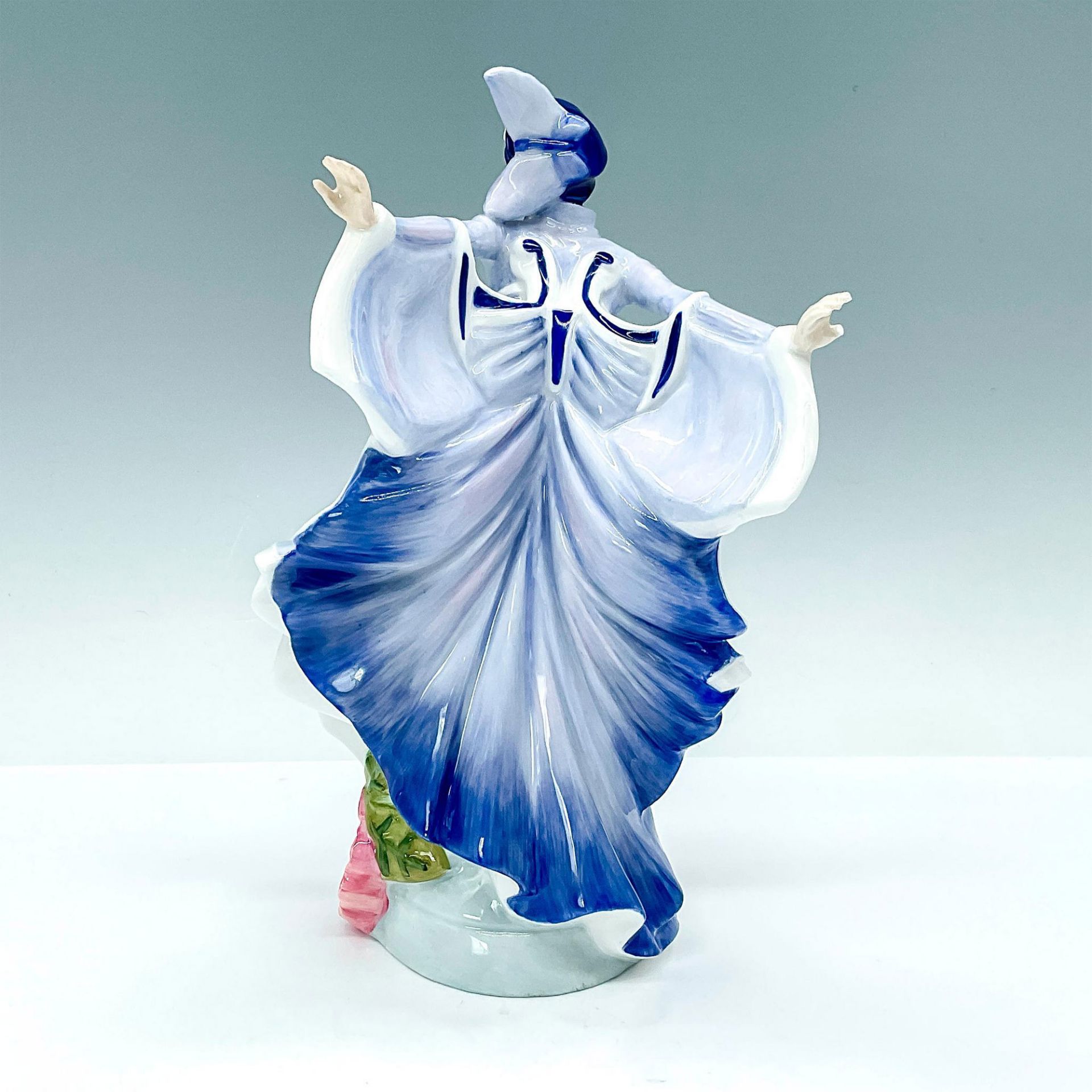 Holly Blue - HN4847 - Royal Doulton Figurine - Bild 2 aus 3