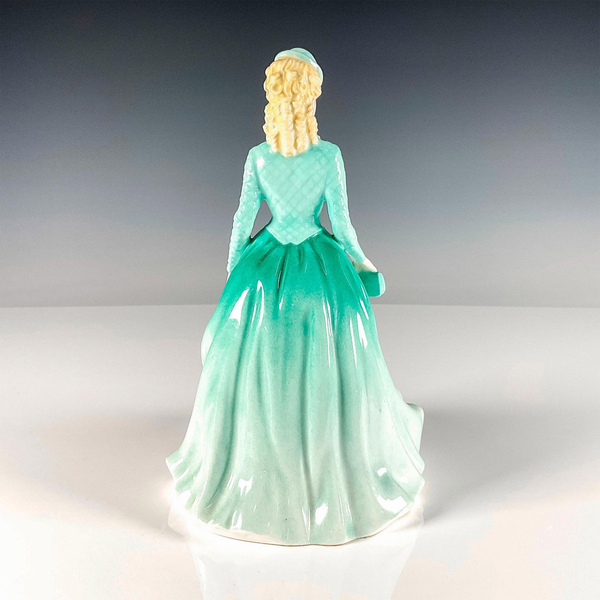 Lady In Green - Royal Doulton Studio Original Figurine - Image 2 of 3