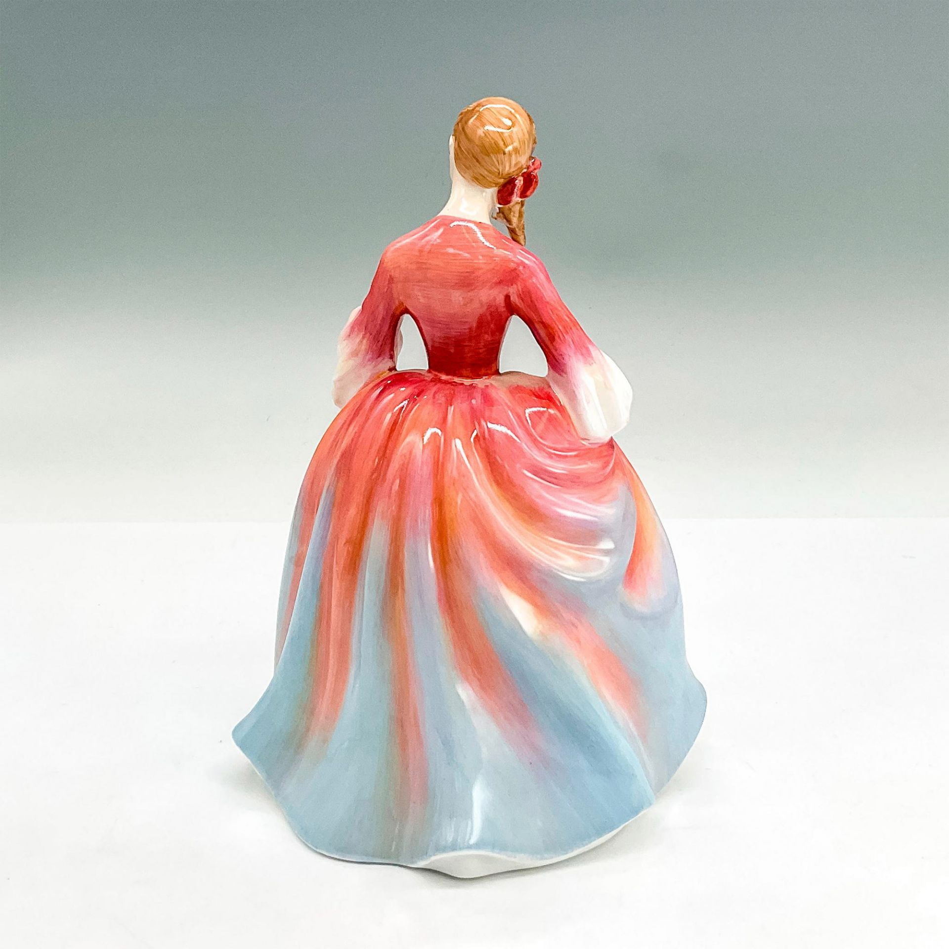 Nicola - HN2804 - Royal Doulton Figurine - Bild 2 aus 3