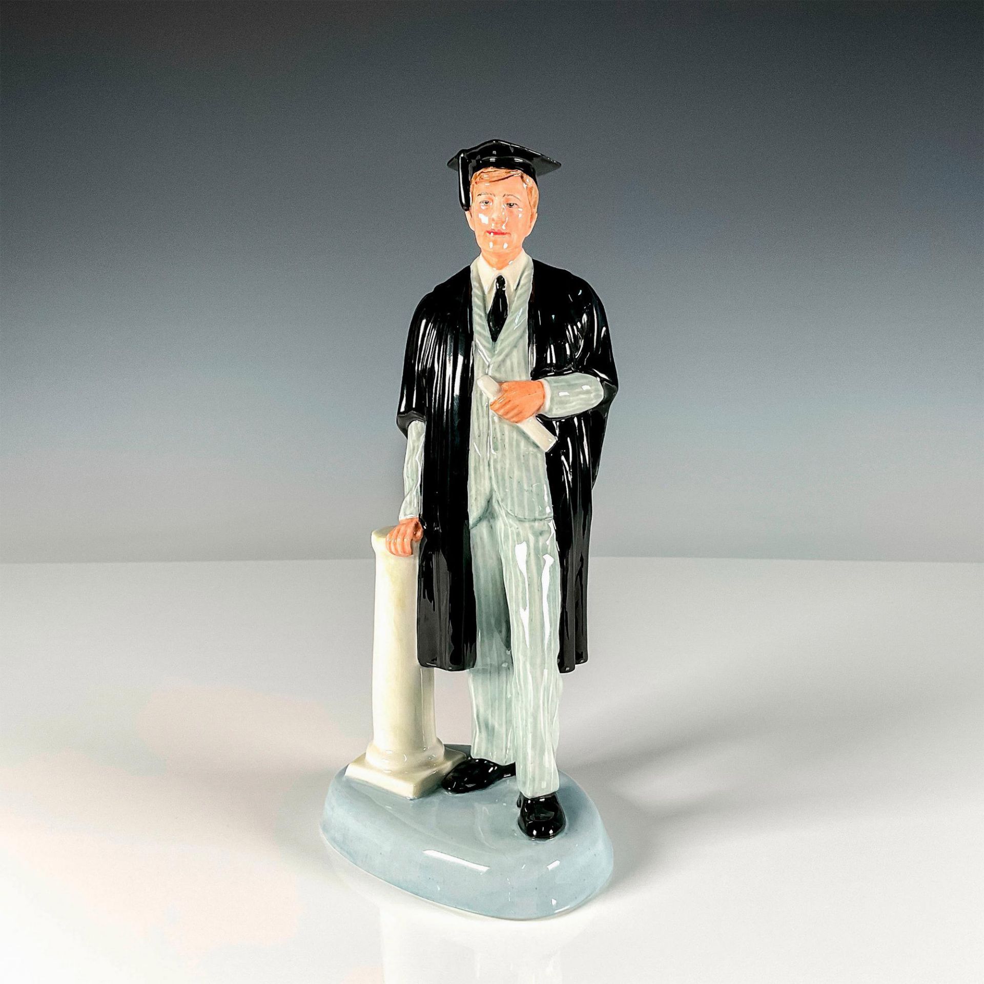 Graduate, (Male) - HN3017 - Royal Doulton Figurine - Image 3 of 4