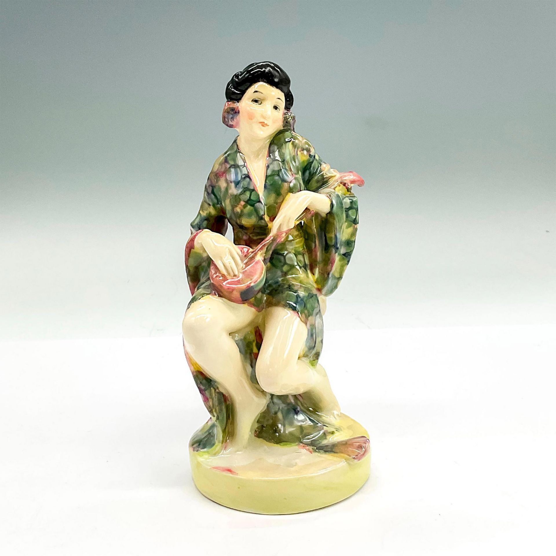 Geisha - HN1310 - Royal Doulton Figurine