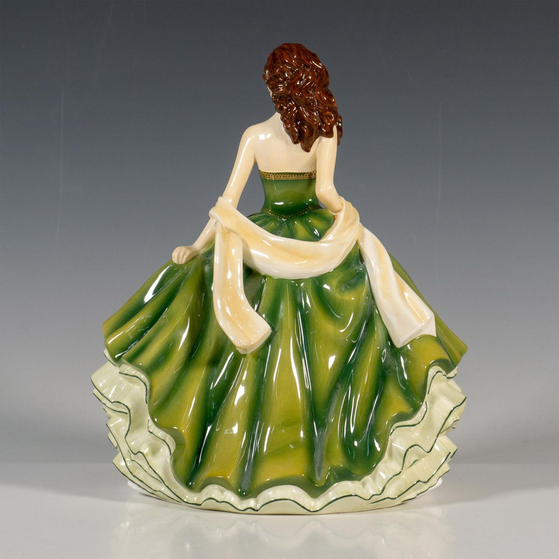 Shauna - HN5638 - Royal Doulton Figurine - Bild 2 aus 3