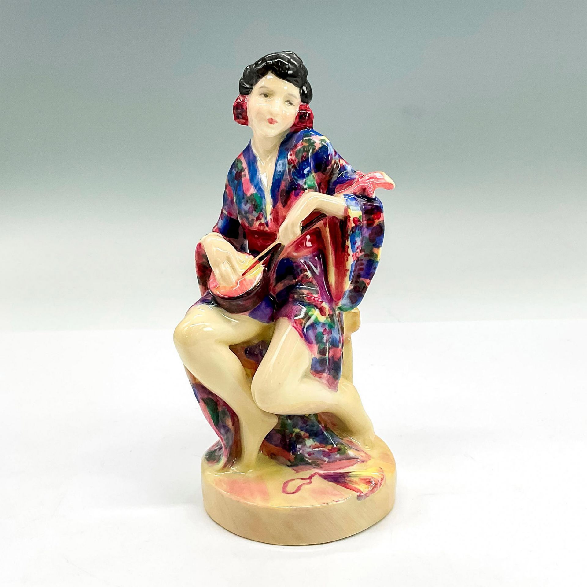 Geisha - HN1234 - Royal Doulton Figurine