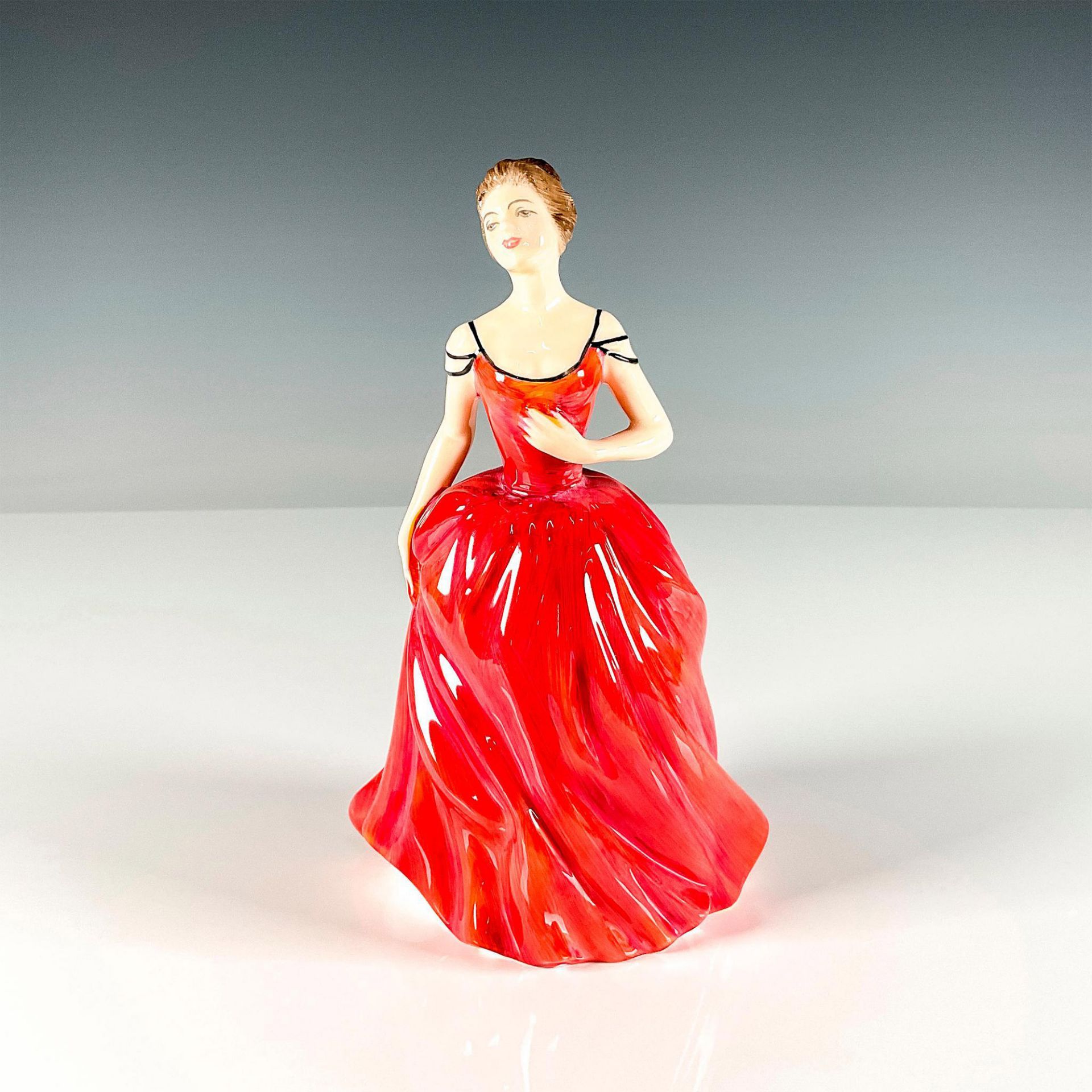 Innocence - HN2842 - Royal Doulton Figurine