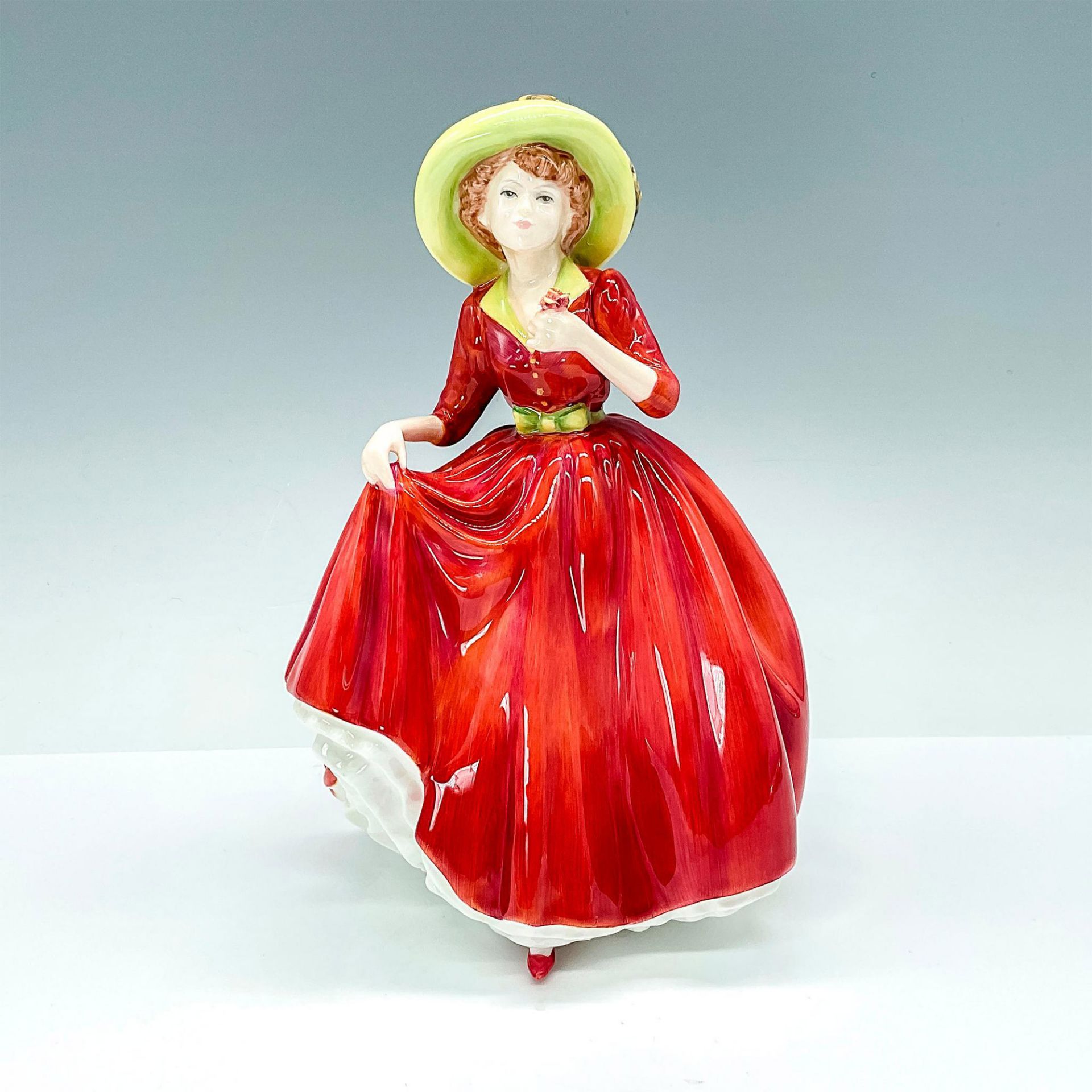 Single Red Rose - HN3376 - Royal Doulton Figurine