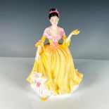 Welsh Beauty - HN5032 - Royal Doulton Figurine