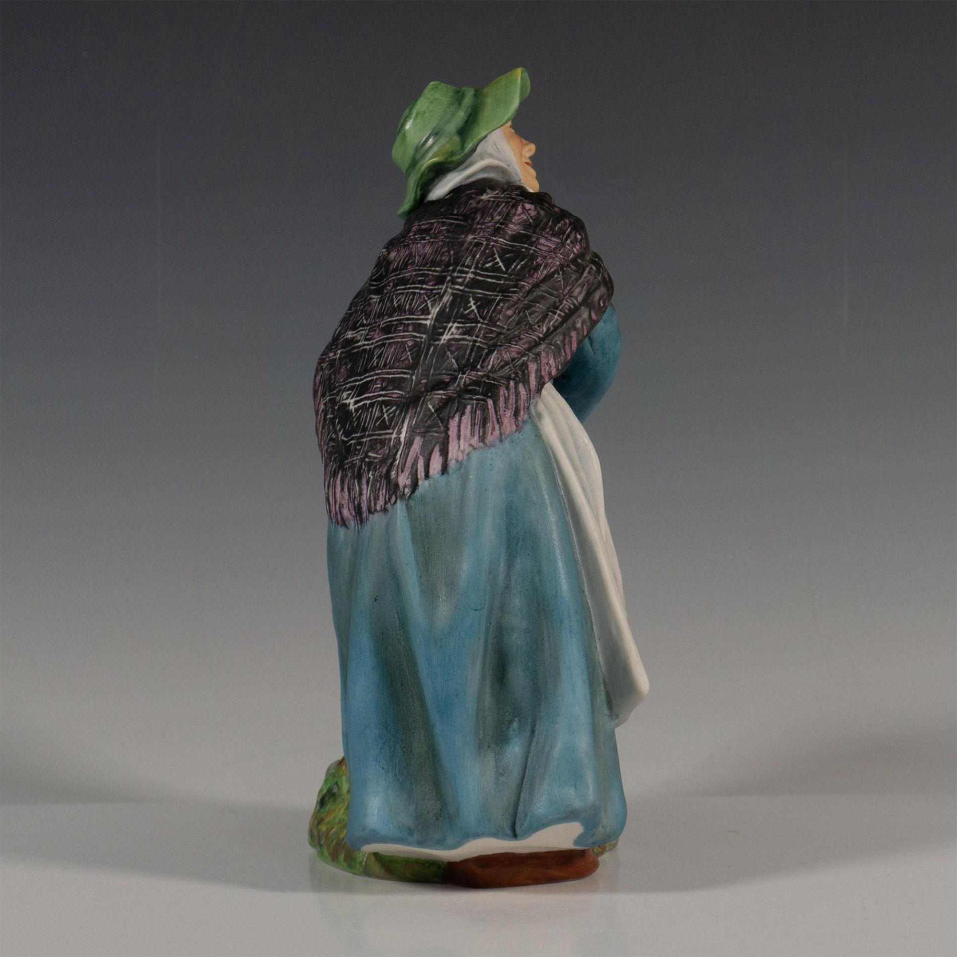 Old Meg - HN2494 - Royal Doulton Figurine - Bild 2 aus 4