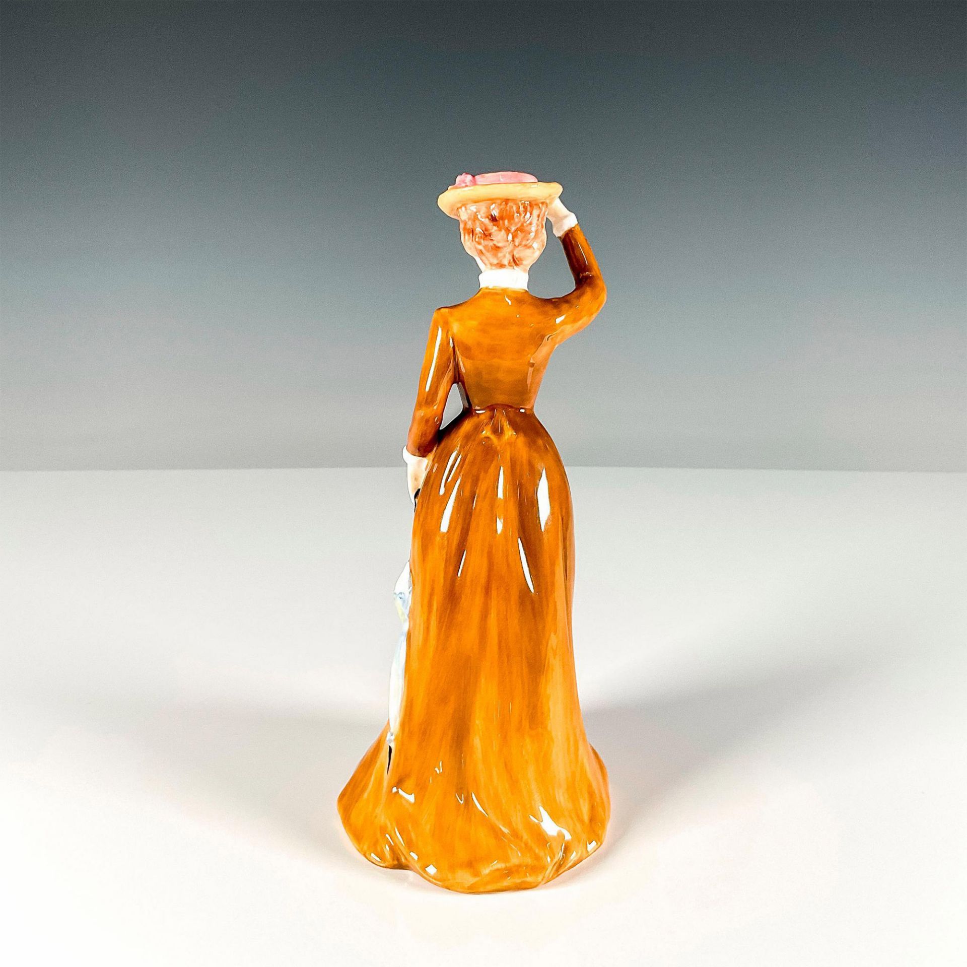 Anna of the Five Towns - HN3865 - Royal Doulton Figurine - Image 2 of 3
