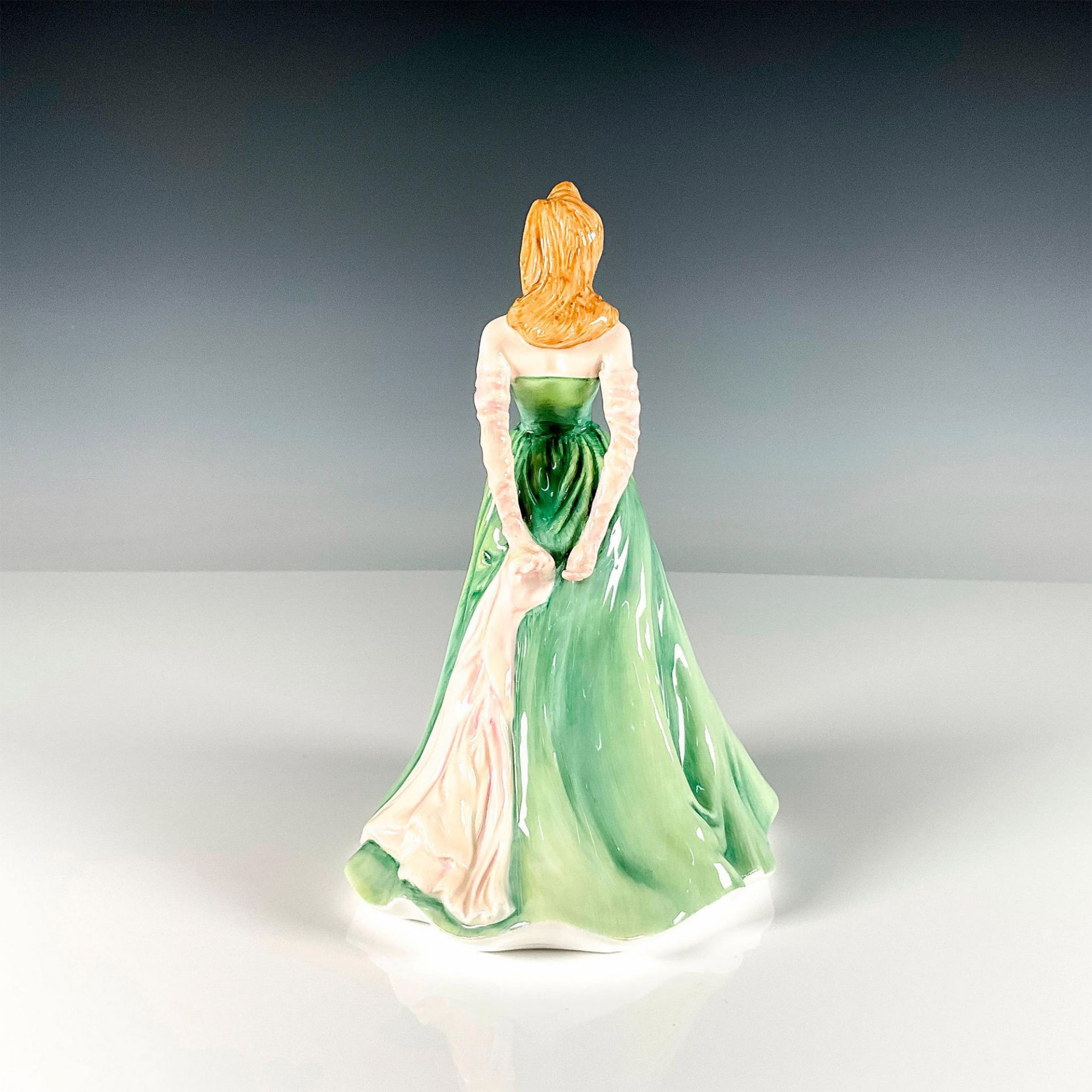 Sophie - HN3715 - Royal Doulton Figurine - Bild 2 aus 4