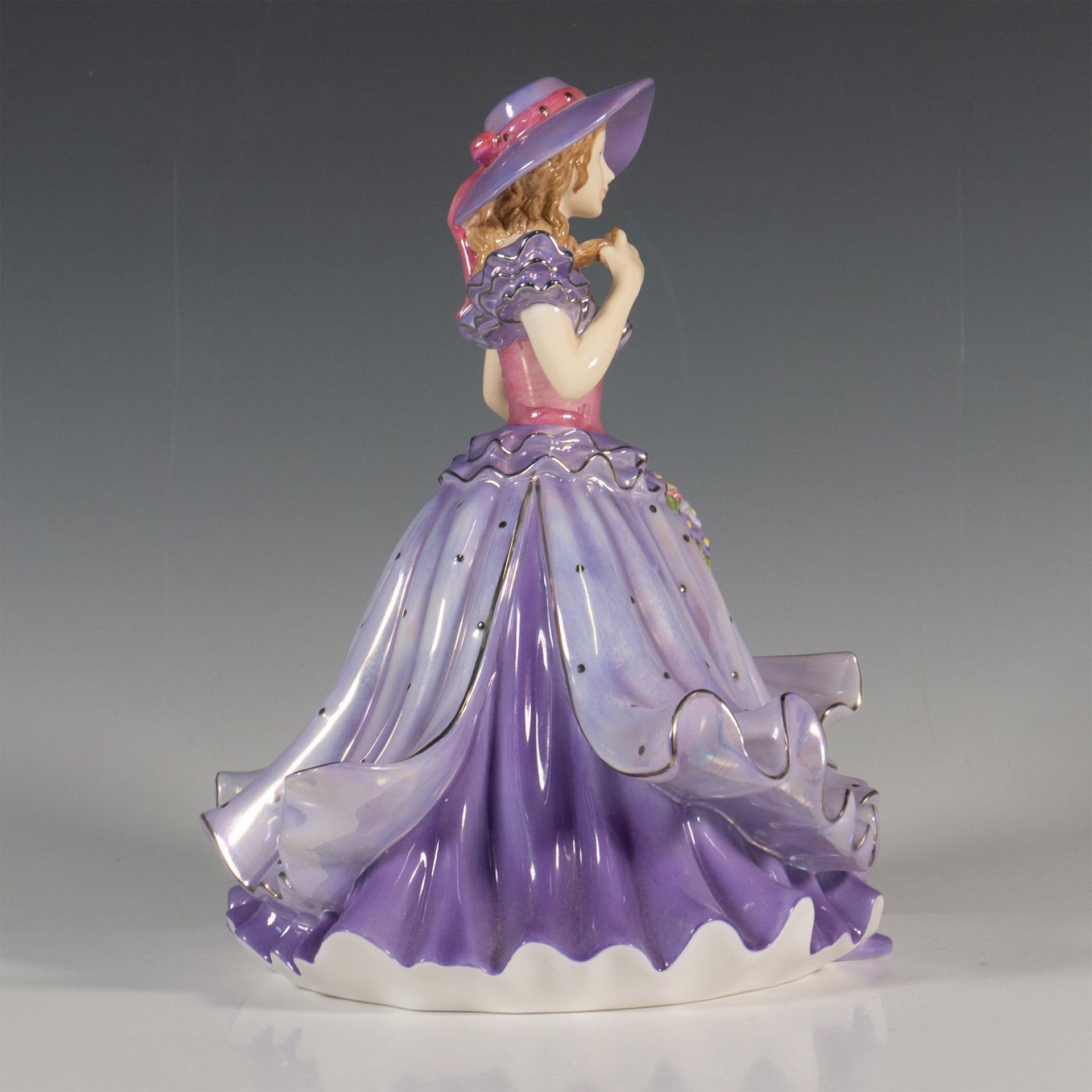 Julia - HN5495 - Royal Doulton Figurine - Bild 2 aus 4