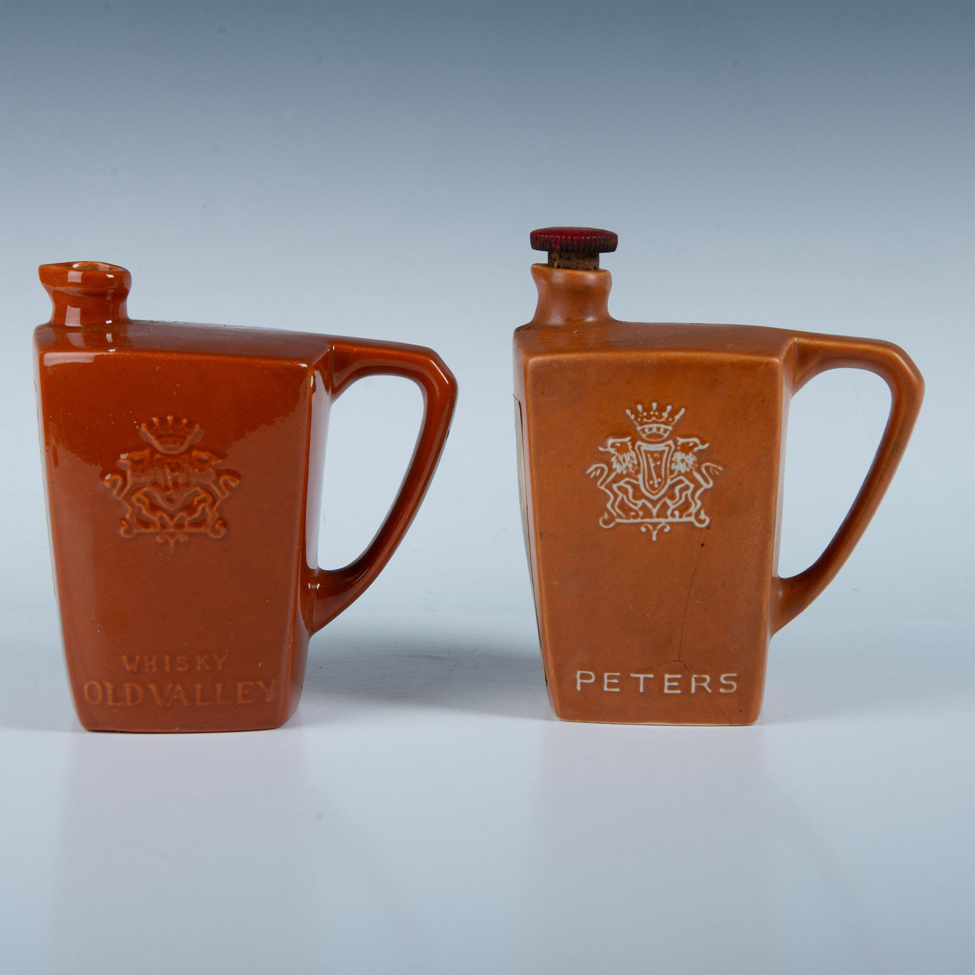 2pc Vintage Ceramic Peter's Old Valley Whisky Bottles - Image 2 of 6