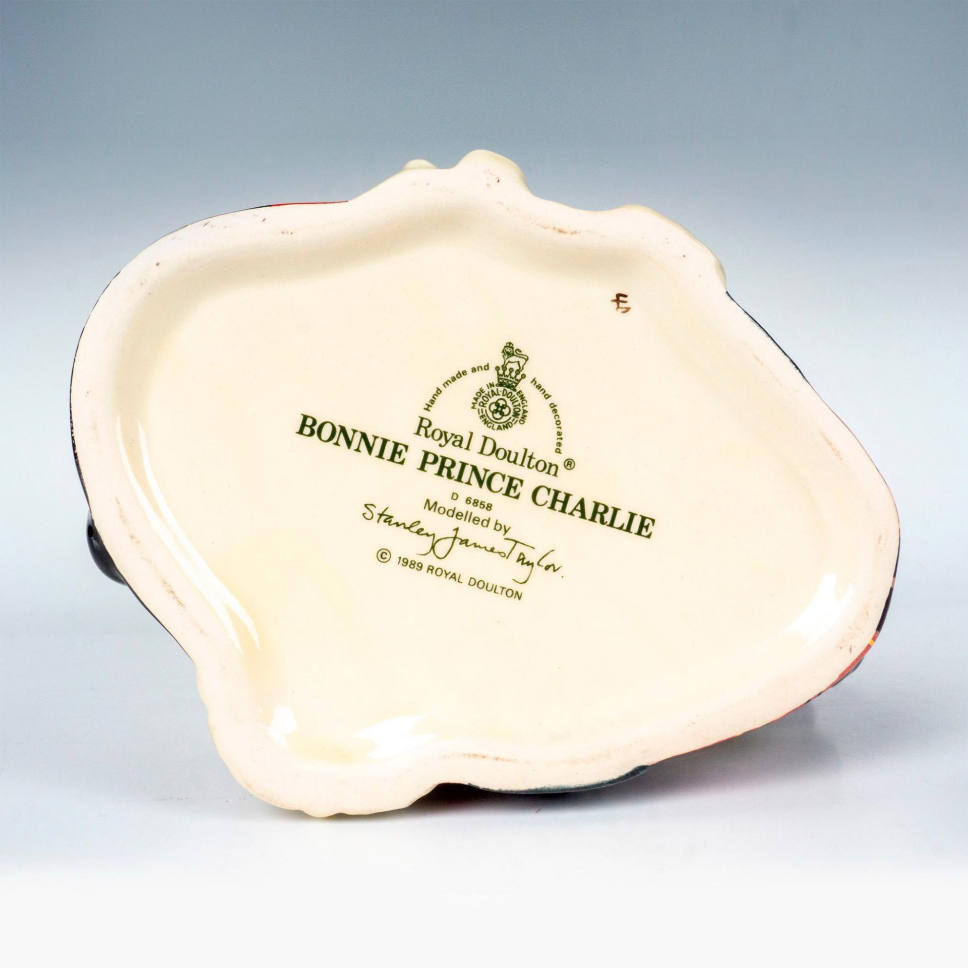 Bonnie Prince Charlie D6858 - Large - Royal Doulton Character Jug - Image 3 of 3