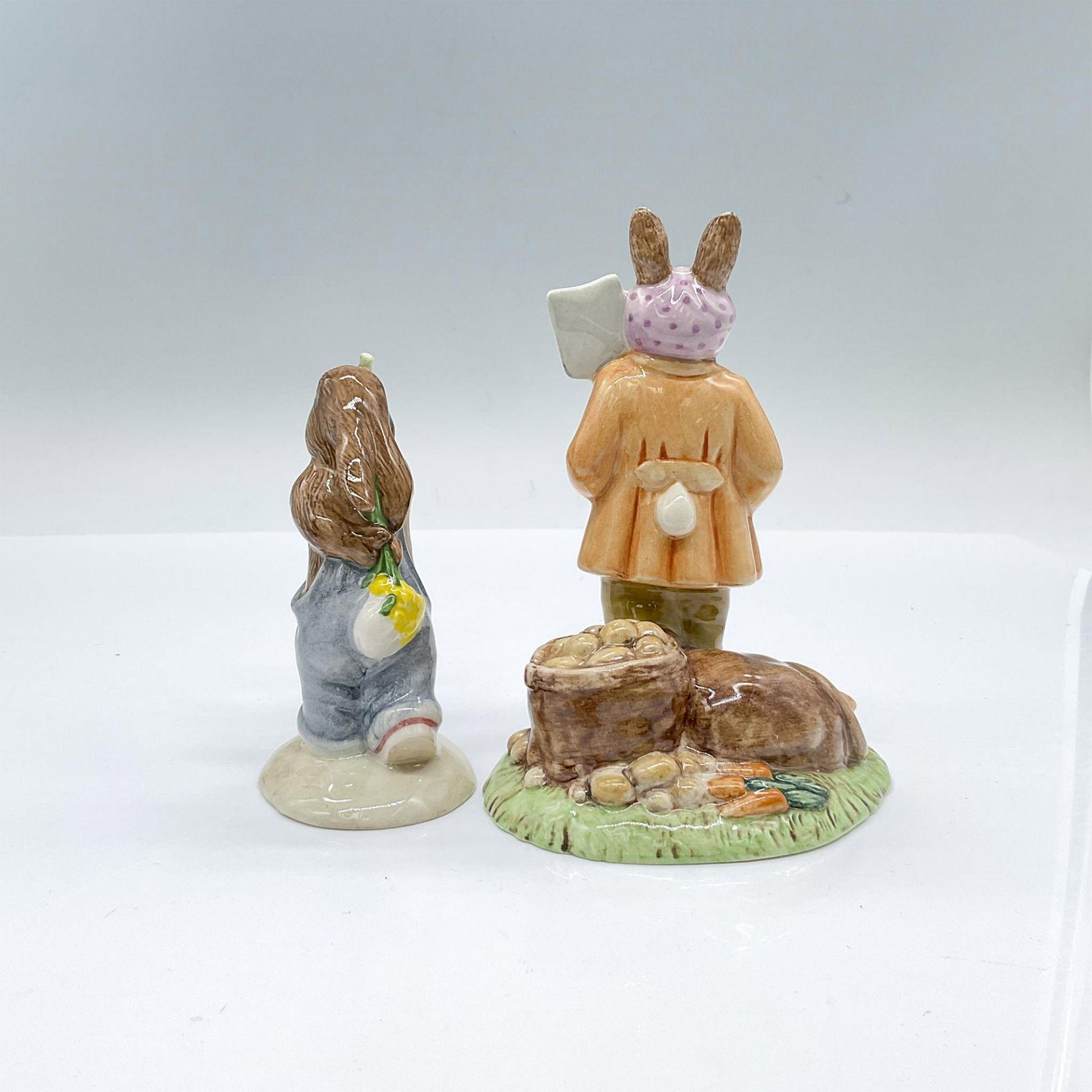 2pc Royal Doulton Bunnykins Figurines, Carrots DB372/156 - Image 2 of 3