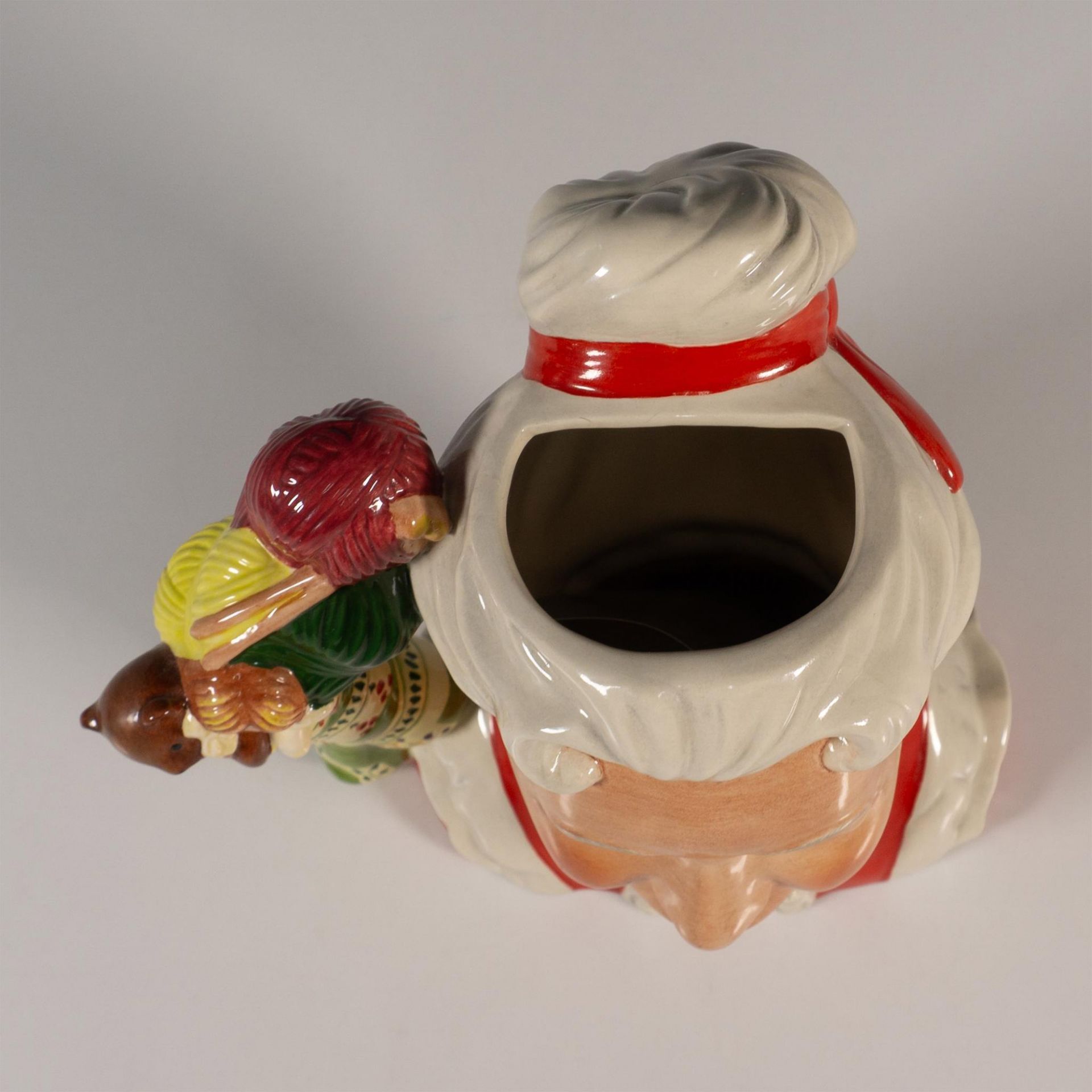 Mrs. Claus - D7242 - Royal Doulton Large Character Jug - Image 6 of 6