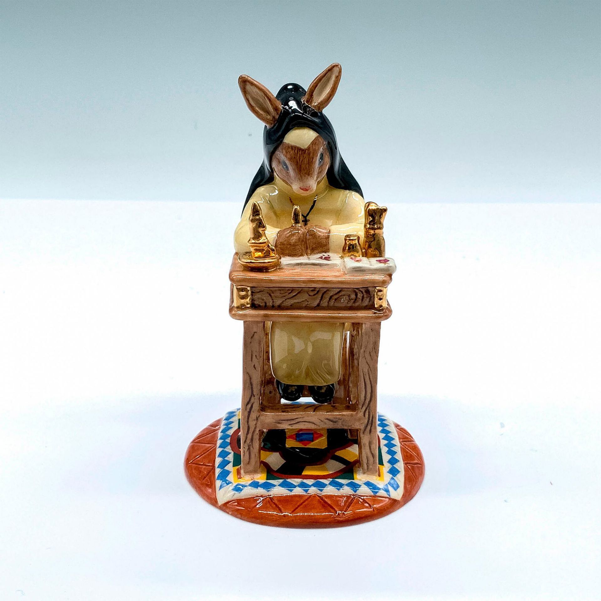 Royal Doulton Bunnykins Gold Issue Sister Mary Barbara DB334