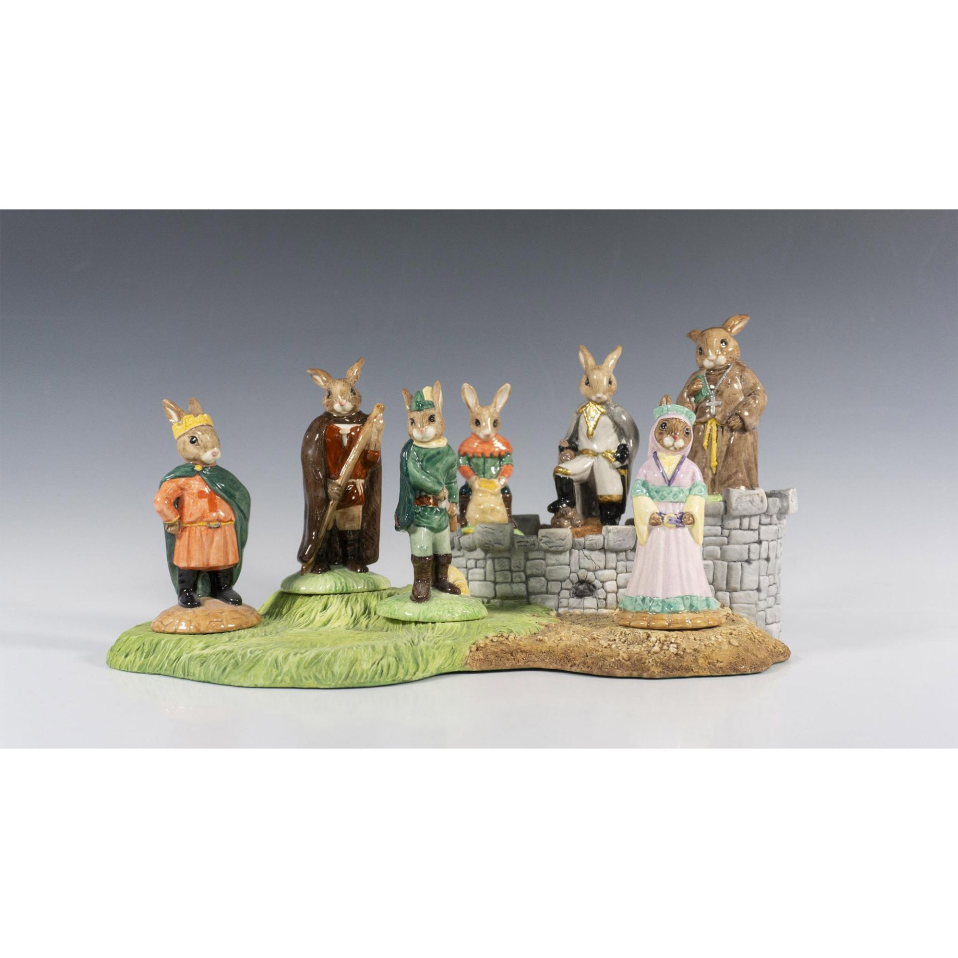 8pc Royal Doulton Bunnykins, Robin Hood Collection & Base