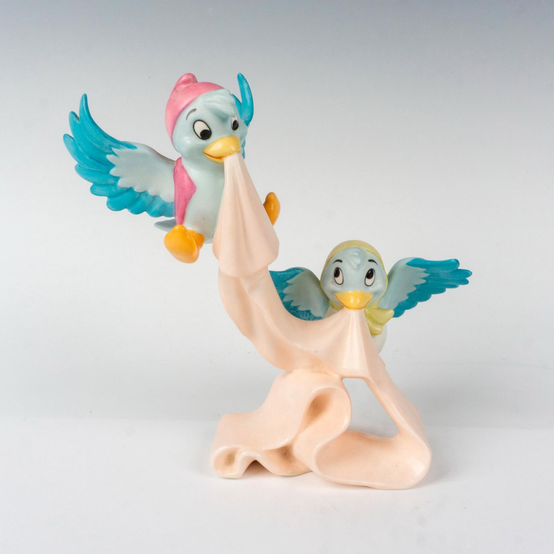 Walt Disney Classics Collection Figurine, Birds with Sash