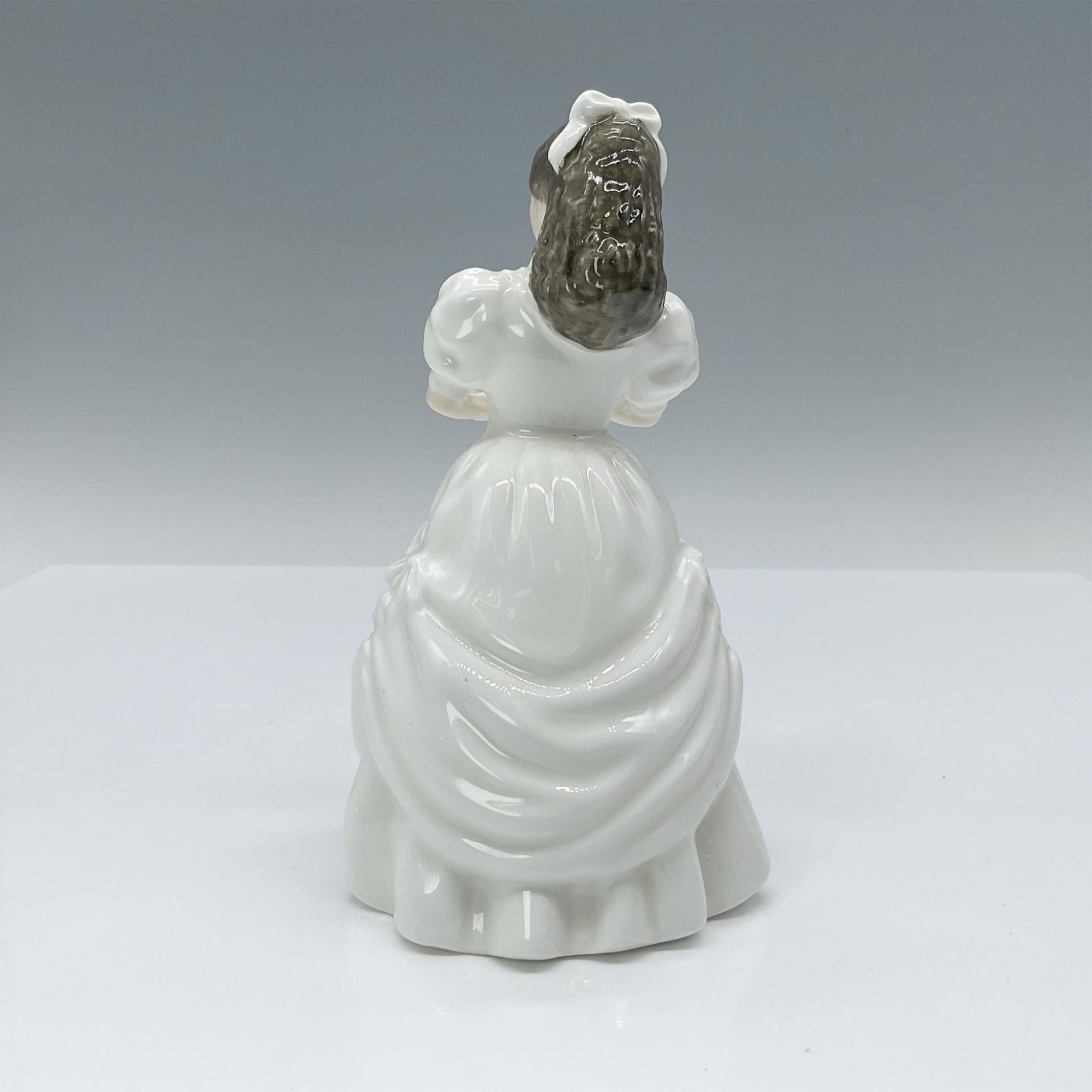 Birthday Girl - HN3423 - Royal Doulton Figurine - Bild 2 aus 3