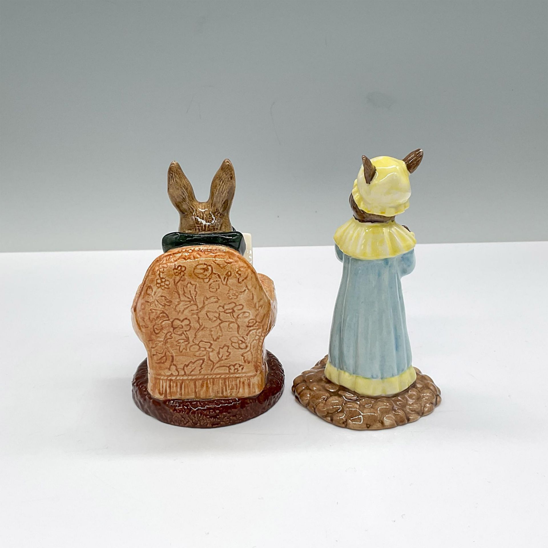 2pc Royal Doulton Bunnykins Figurines, Collector & Judy - Bild 2 aus 3