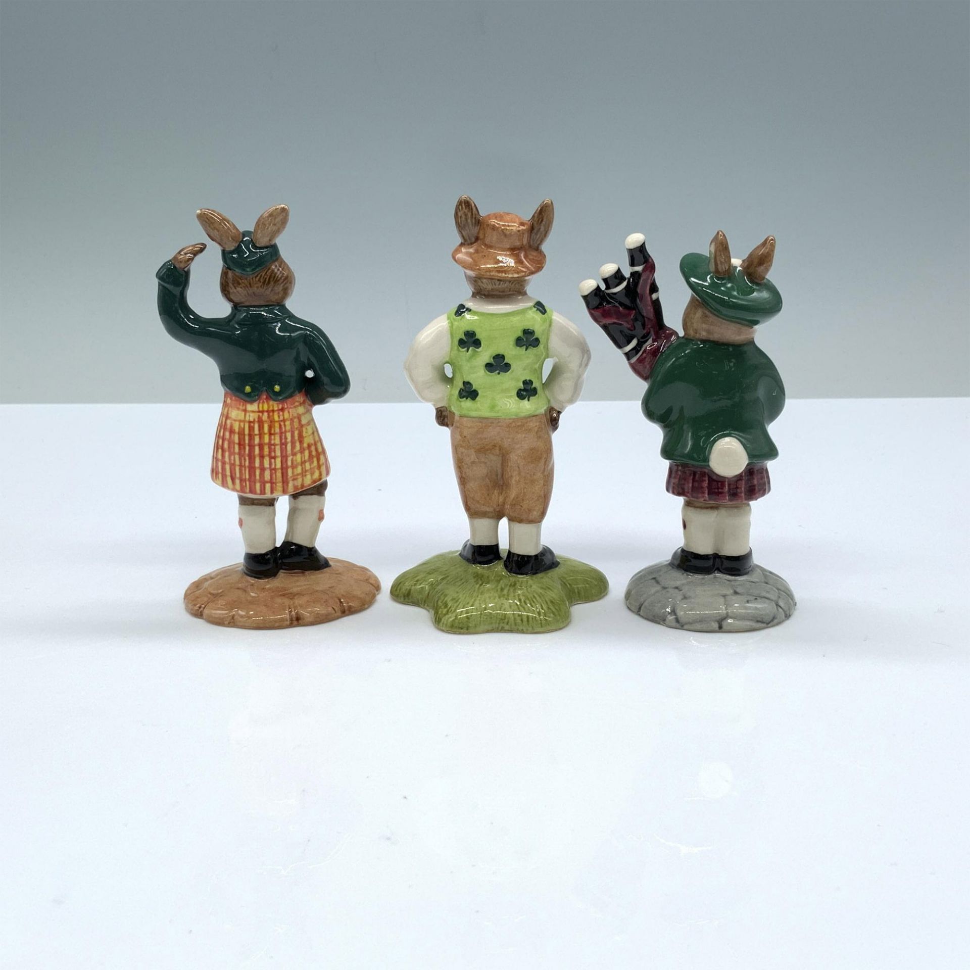 3pc Royal Doulton Bunnykins Figurines, Traditions - Bild 2 aus 3
