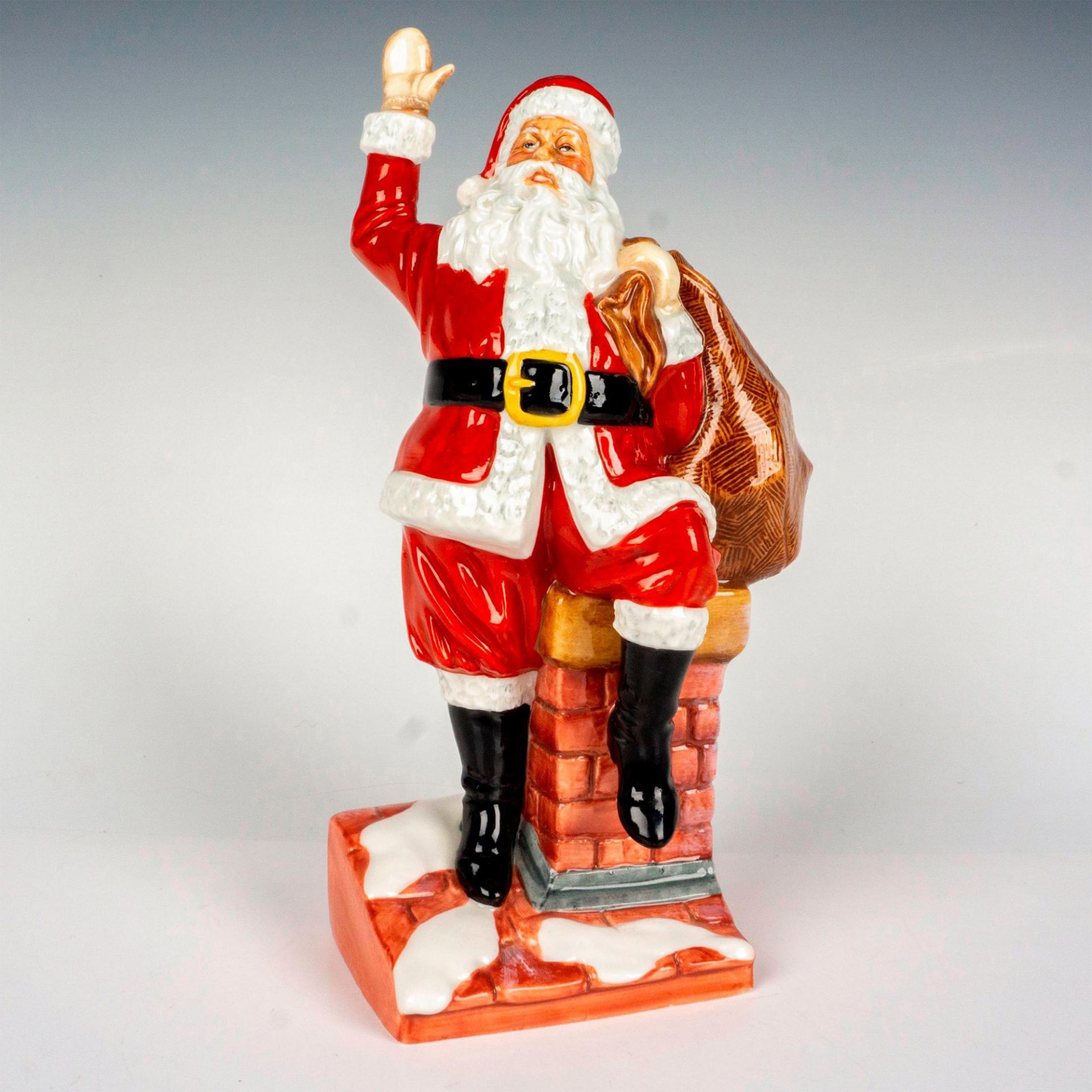 Santa Claus HN4175 - Royal Doulton Figurine