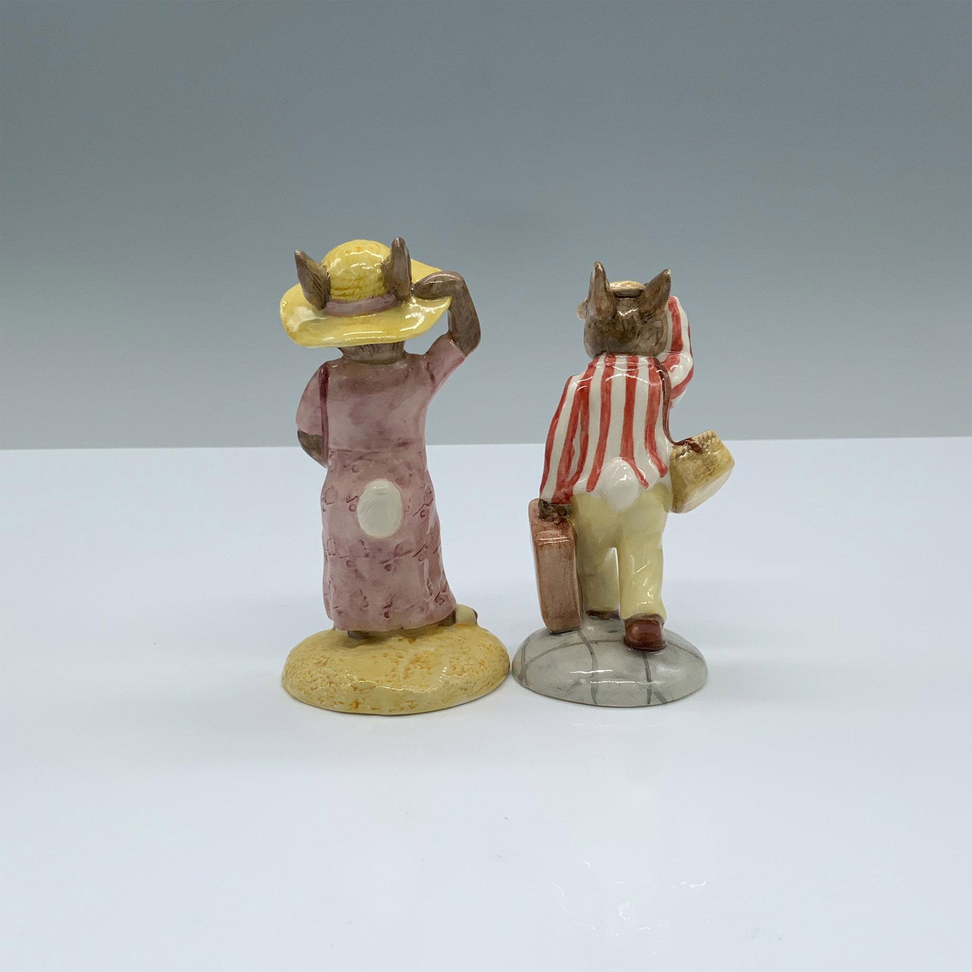 2pc Royal Doulton Bunnykins Figurines, Travelers DB215/154 - Image 2 of 3