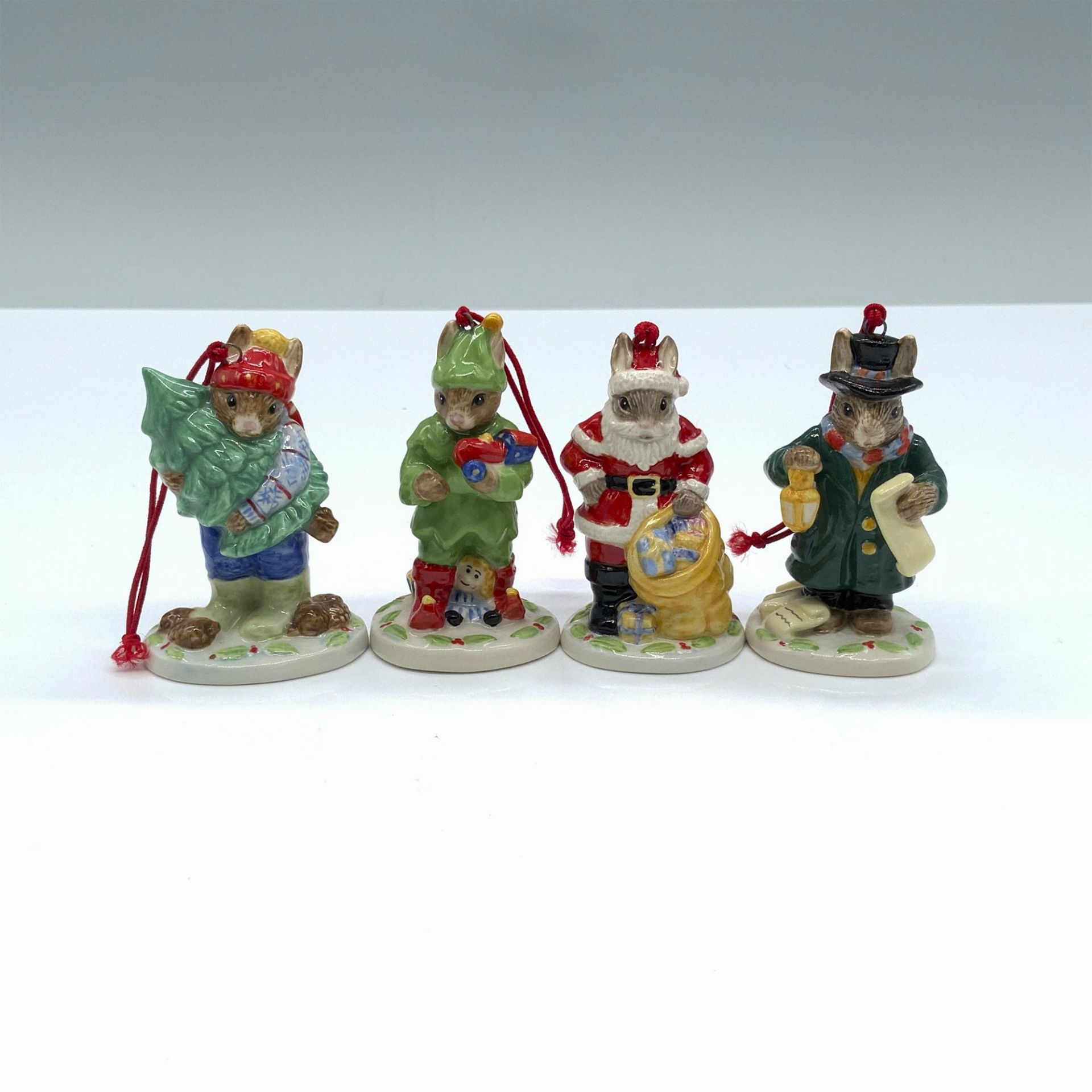 4pc Royal Doulton Bunnykins Mini Christmas Ornaments