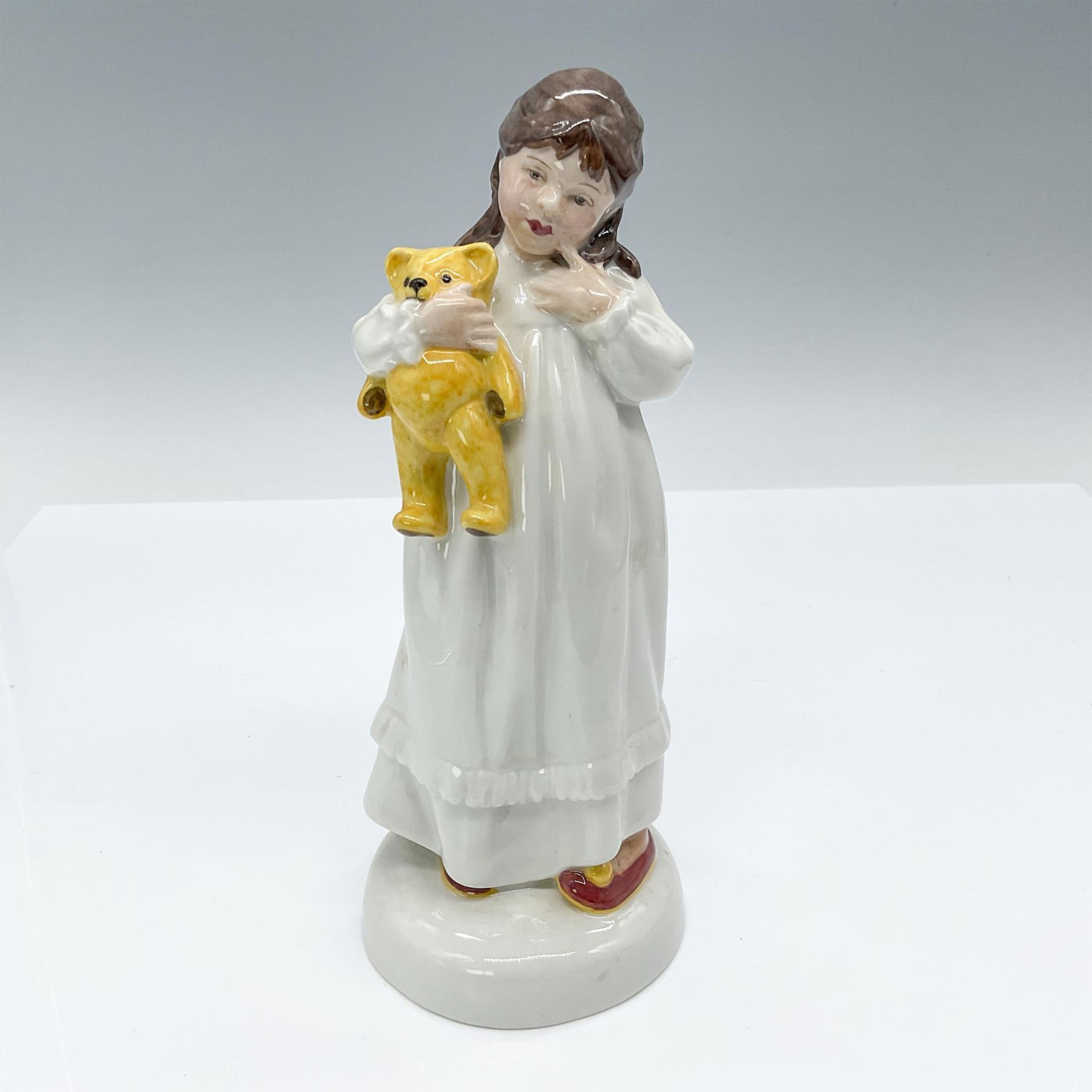 And So to Bed - HN2966 - Royal Doulton Figurine