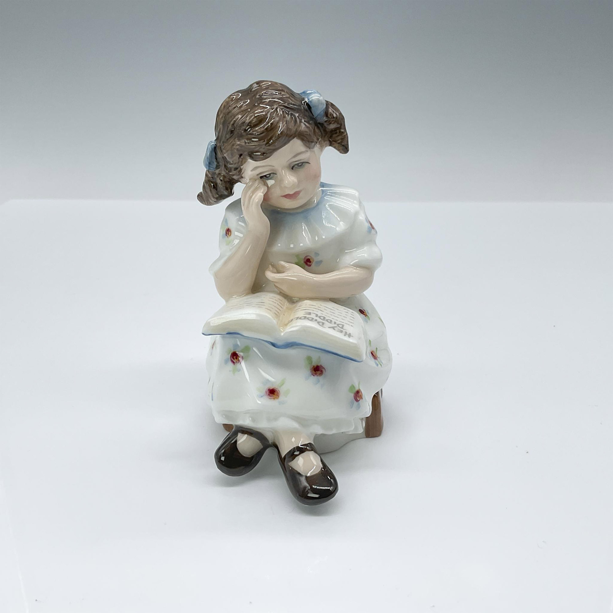 Storytime - HN3695 - Royal Doulton Figurine