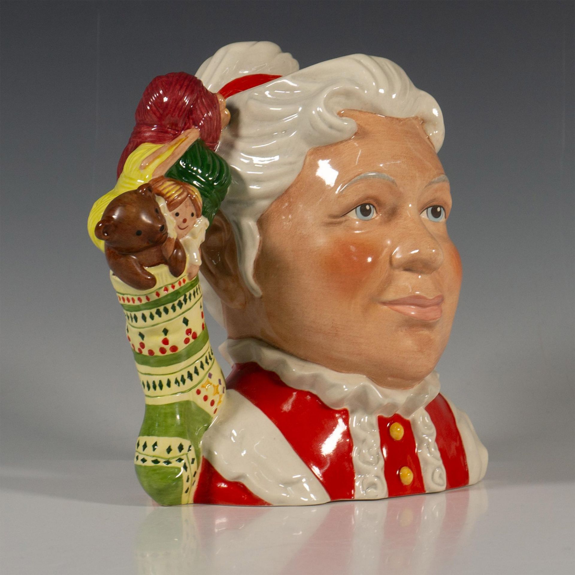 Mrs. Claus - D7242 - Royal Doulton Large Character Jug - Bild 2 aus 6