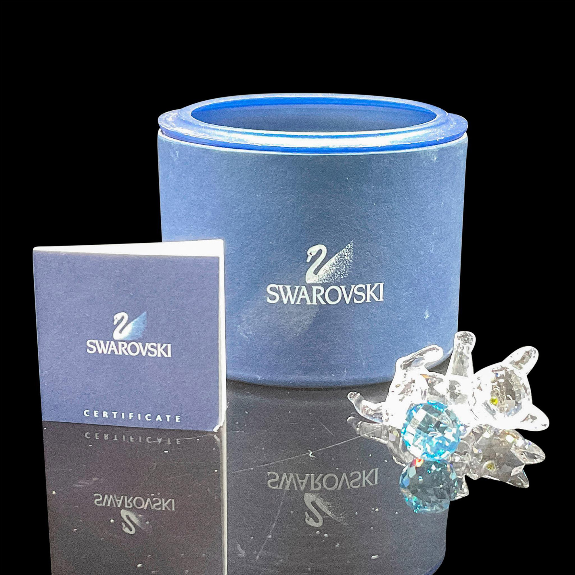 Swarovski Crystal Figurine, Lying Kitten with Blue Ball - Image 4 of 4