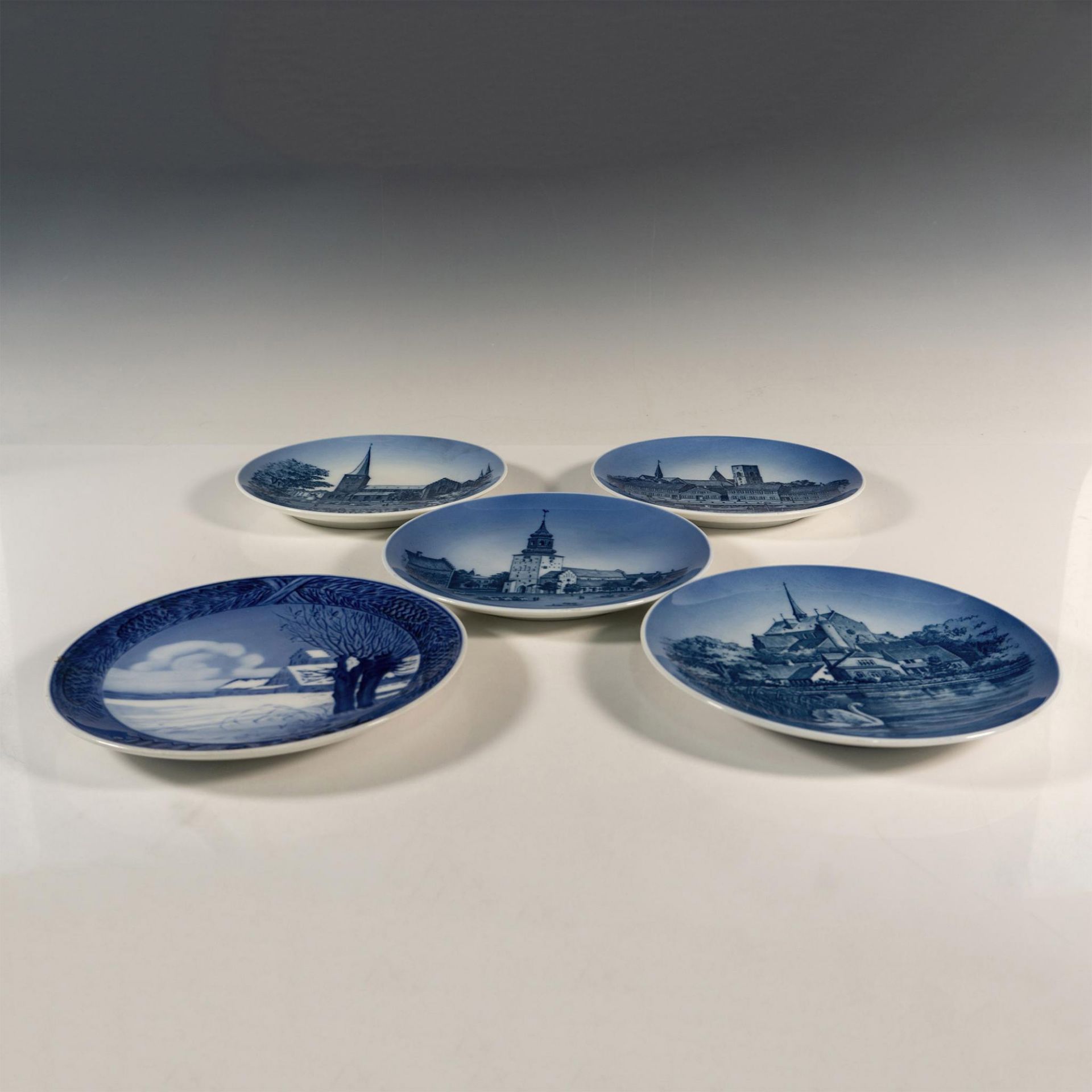 5pc Royal Copenhagen Wall Plates, Scenes of Denmark - Image 2 of 3