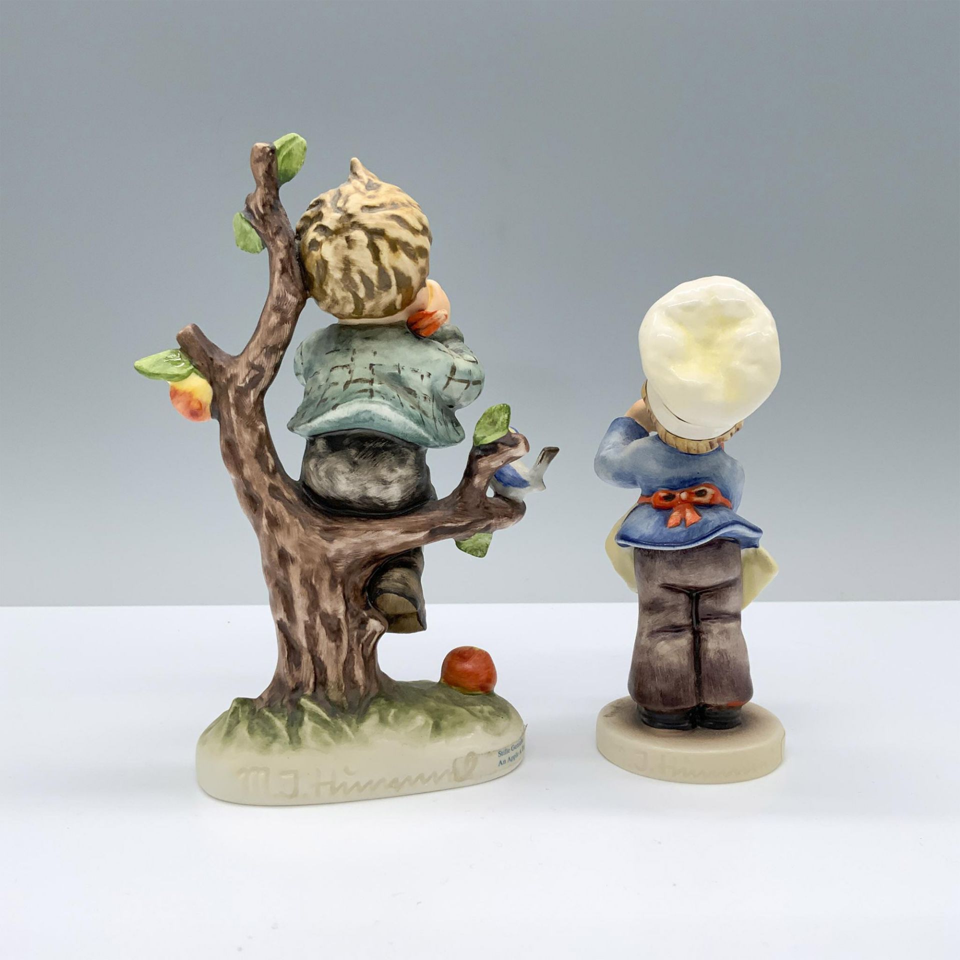 2pc Goebel Hummel Figurines, Baker and An Apple a Day - Image 2 of 3