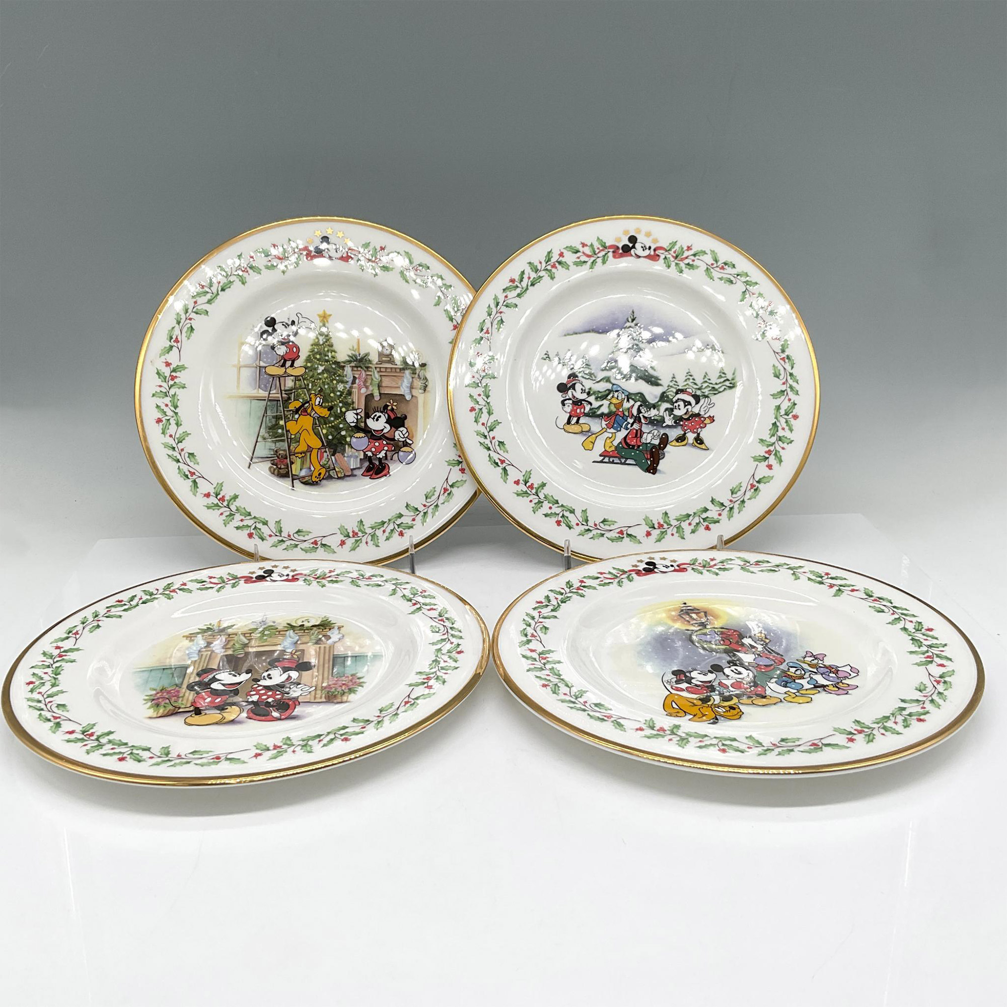 4pc Lenox Bone China Holiday Plates by Disney, Mickey & Co.