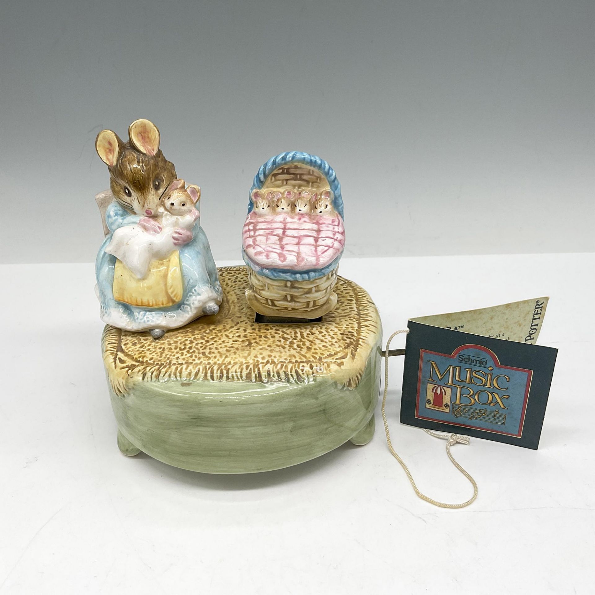 Beatrix Potter Porcelain Music Box, Hunca Munca